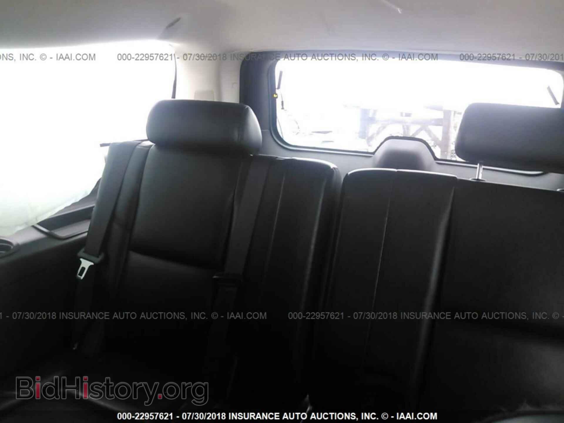 2011 Cadillac Escalade - VIN: 1GYS4HEF0BR154600 - Фото 8