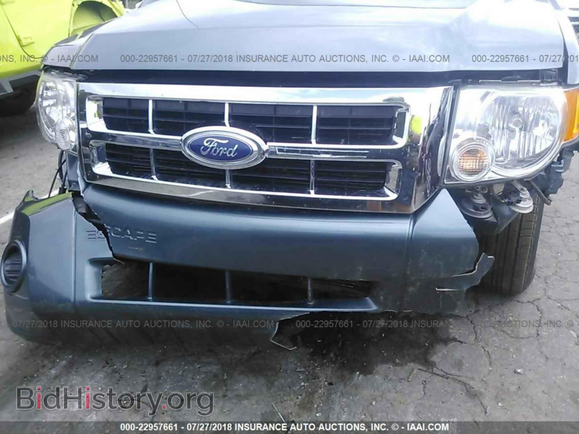 2011 Ford Escape - VIN: 1FMCU0C74BKC01882 - Фото 6