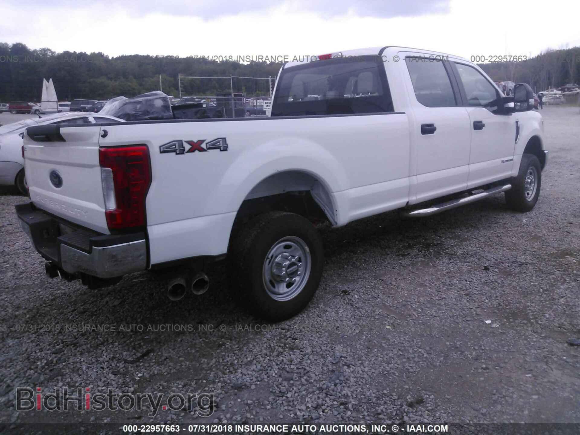 2017 Ford F350 - VIN: 1FT8W3BT3HEF42377 - Фото 4