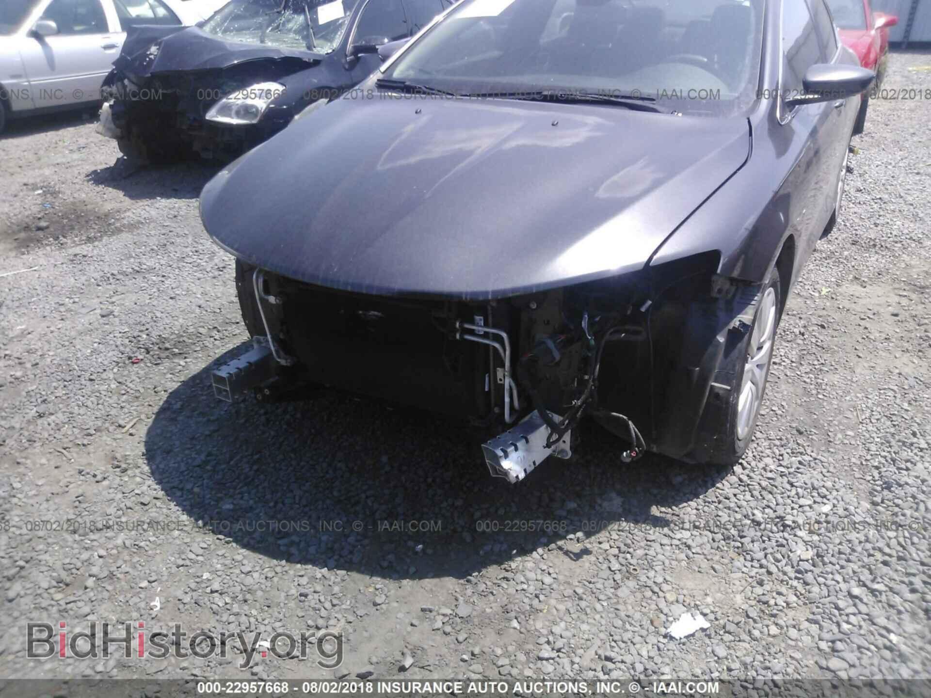 2016 Chrysler 200 - VIN: 1C3CCCFB1GN117795 - Фото 6