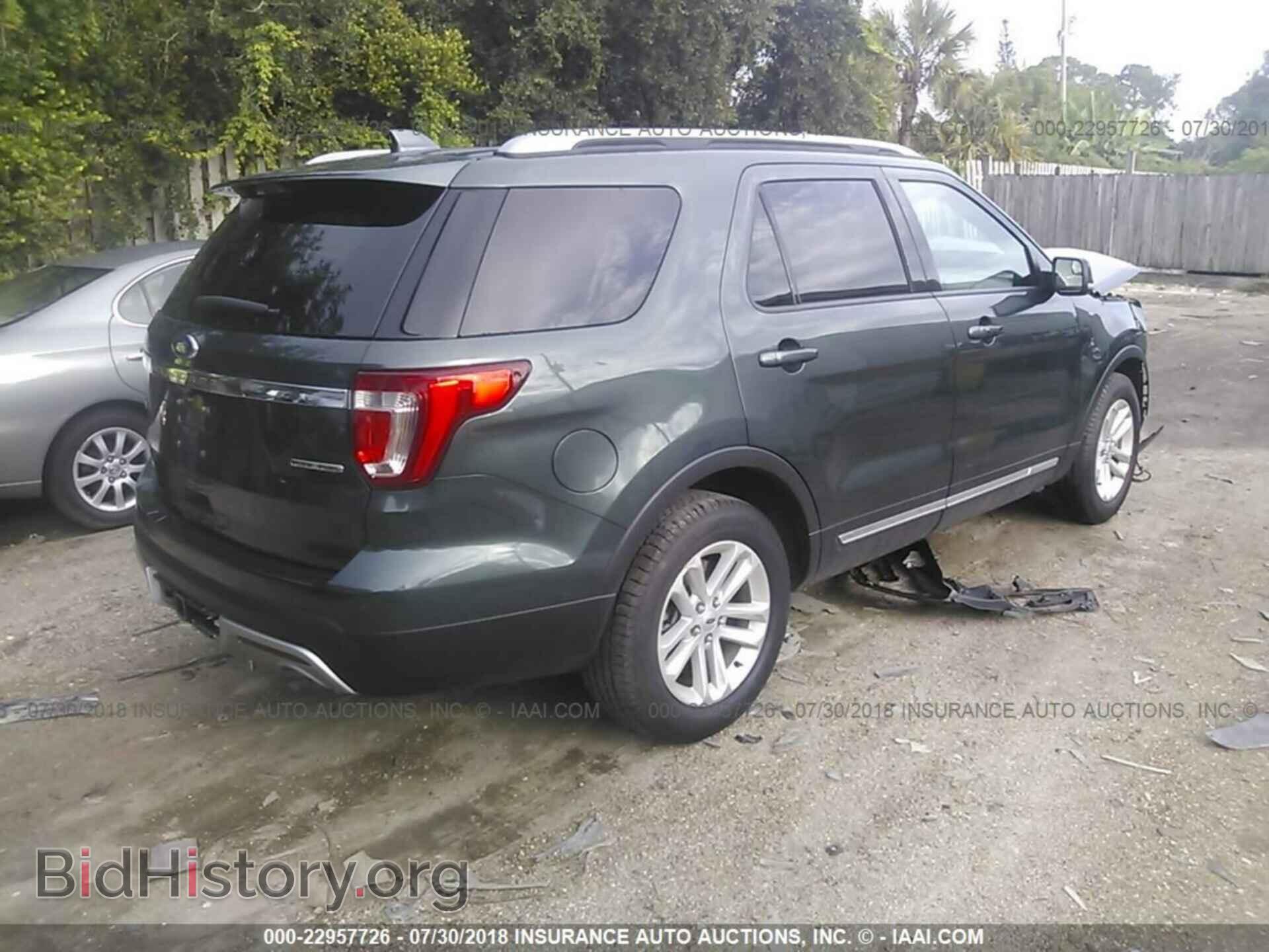 2016 Ford Explorer - VIN: 1FM5K7D85GGD22395 - Photo 4