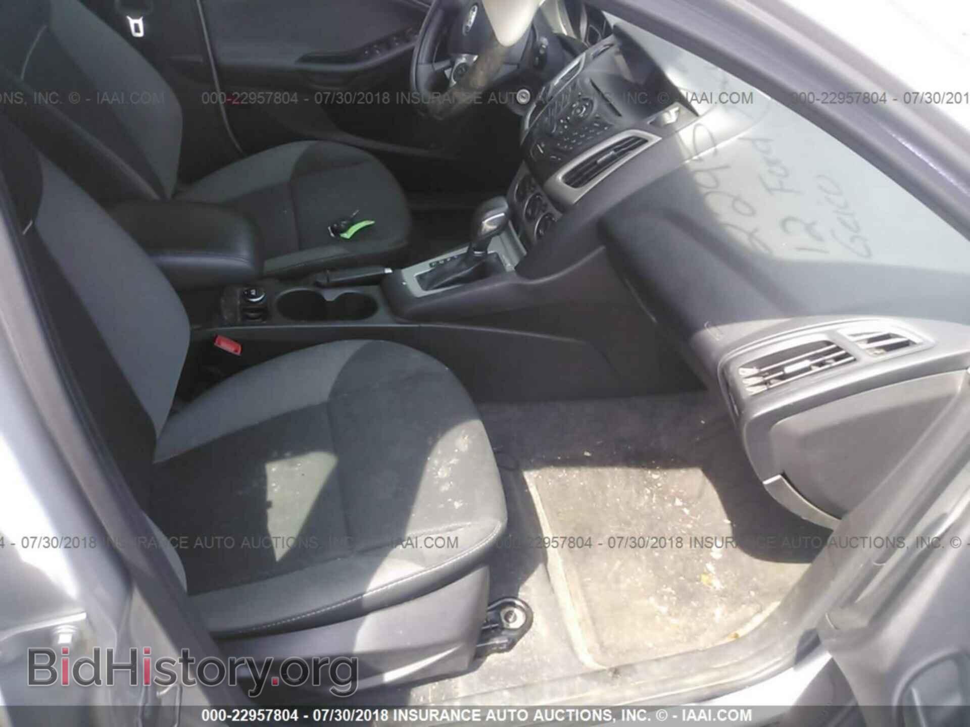2012 Ford Focus - VIN: 1FAHP3K22CL116999 - Photo 5