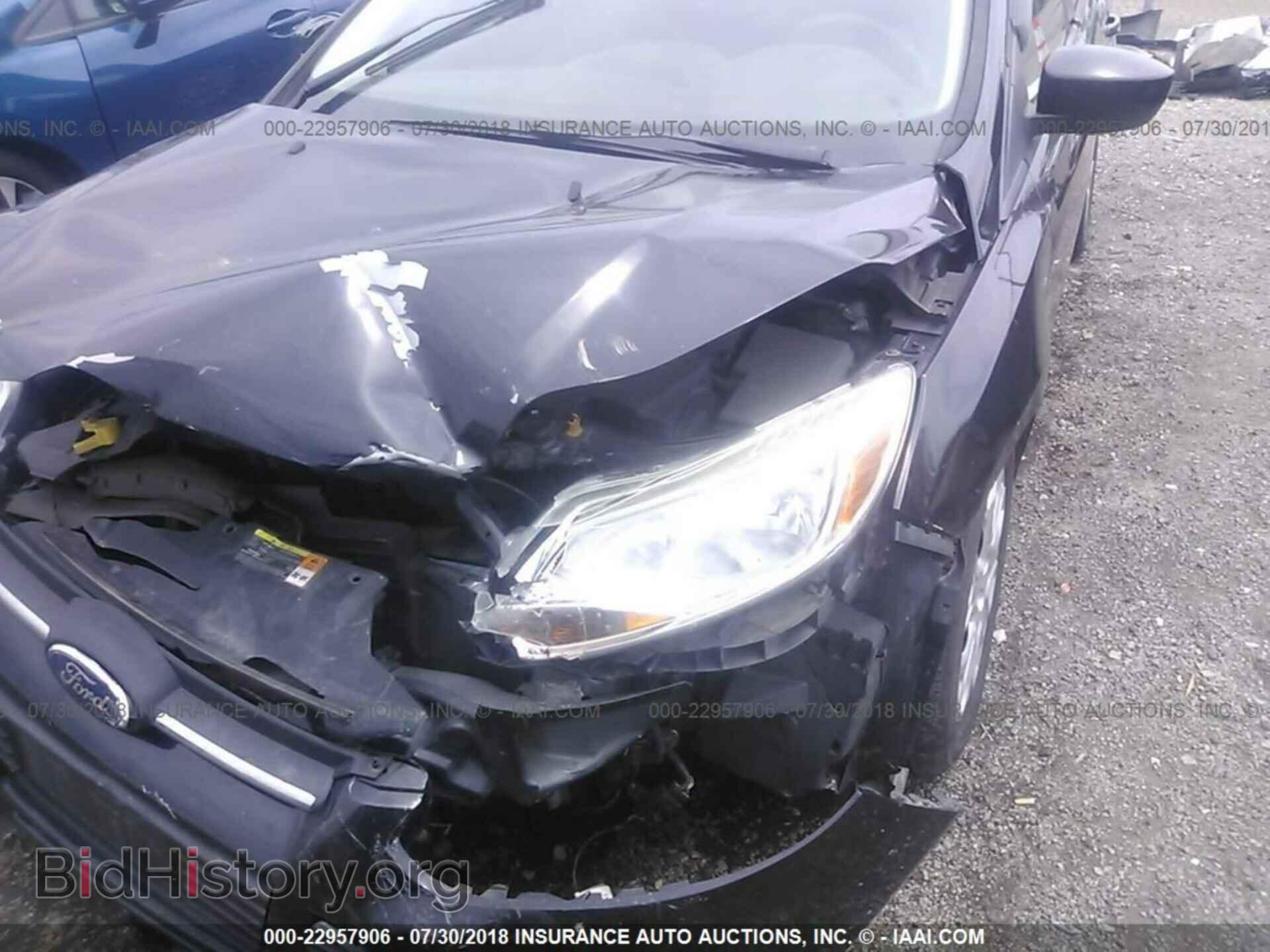 2012 Ford Focus - VIN: 1FAHP3F27CL104454 - Photo 6