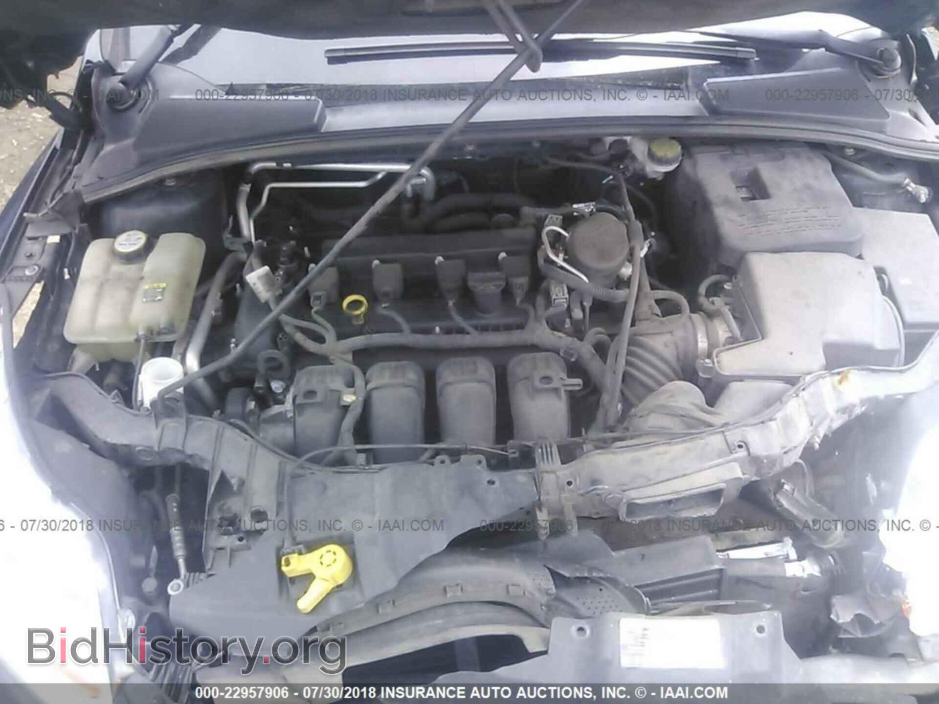 2012 Ford Focus - VIN: 1FAHP3F27CL104454 - Photo 10