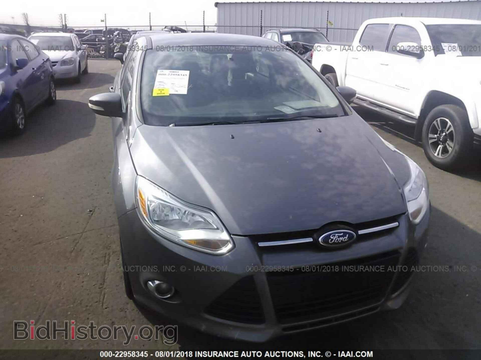 2012 Ford Focus - VIN: 1FAHP3F25CL206142 - Photo 6