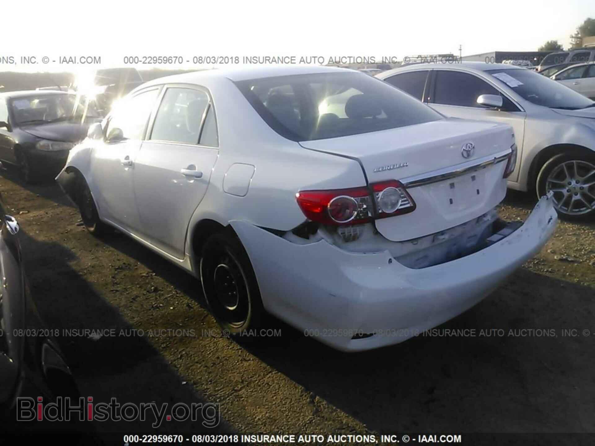 2013 Toyota Corolla - VIN: 5YFBU4EEXDP172475 - Фото 3