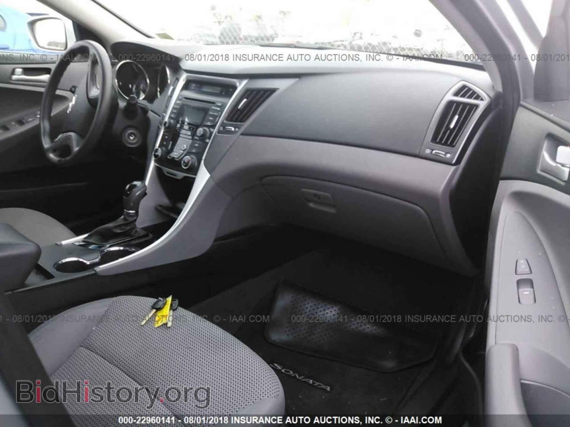 2012 Hyundai Sonata - VIN: 5NPEB4AC2CH499827 - Photo 5