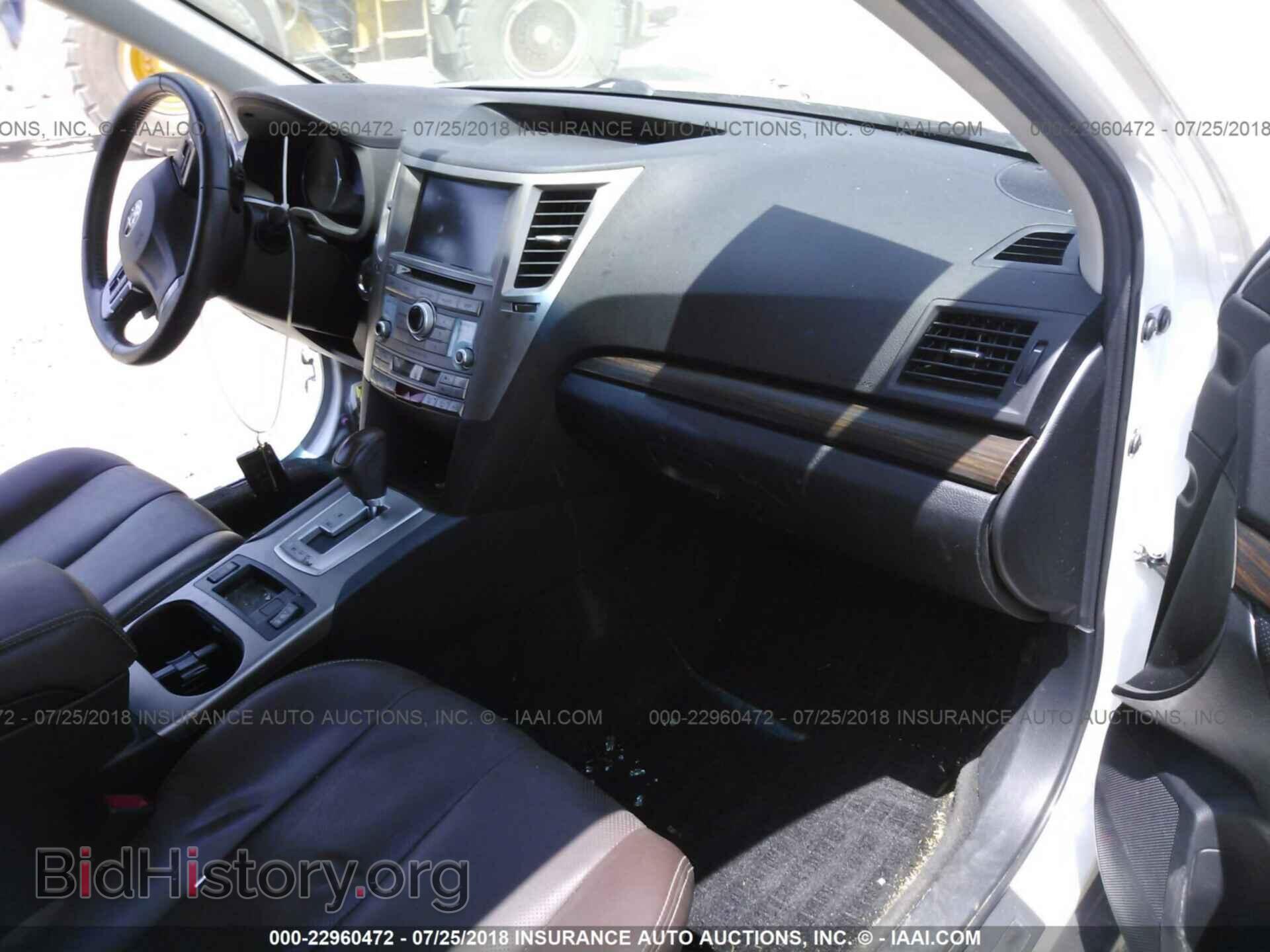 2014 Subaru Outback - VIN: 4S4BRCPC9E3311170 - Фото 5