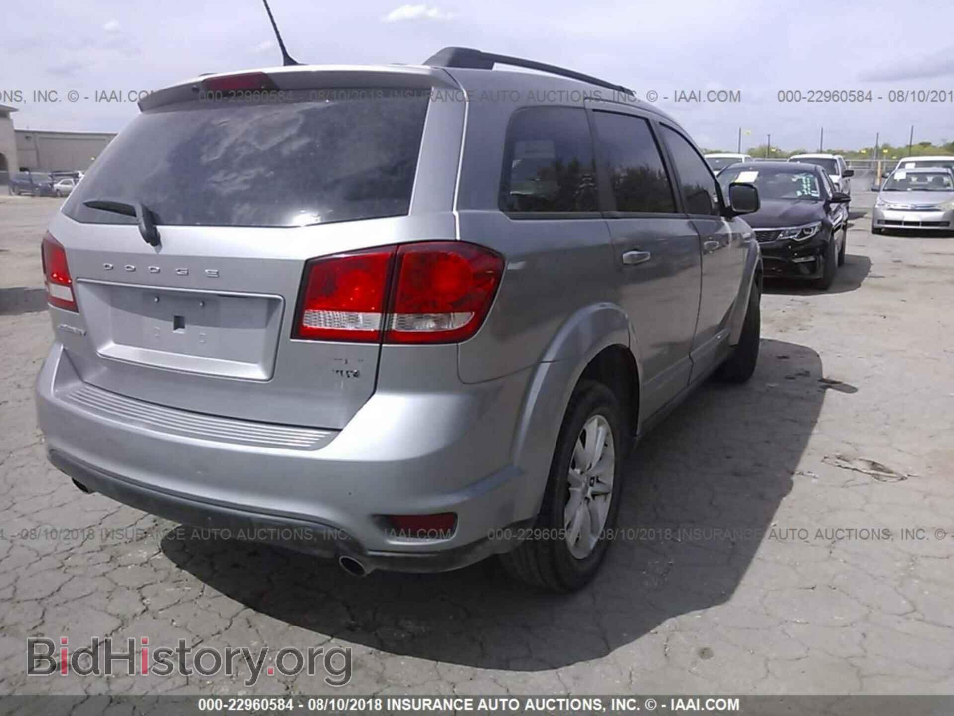 2017 Dodge Journey - VIN: 3C4PDCBGXHT510322 - Фото 4