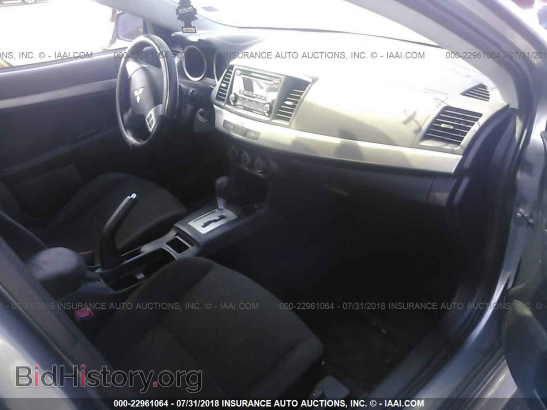 2014 Mitsubishi Lancer - VIN: JA32U2FU4EU010435 - Фото 5