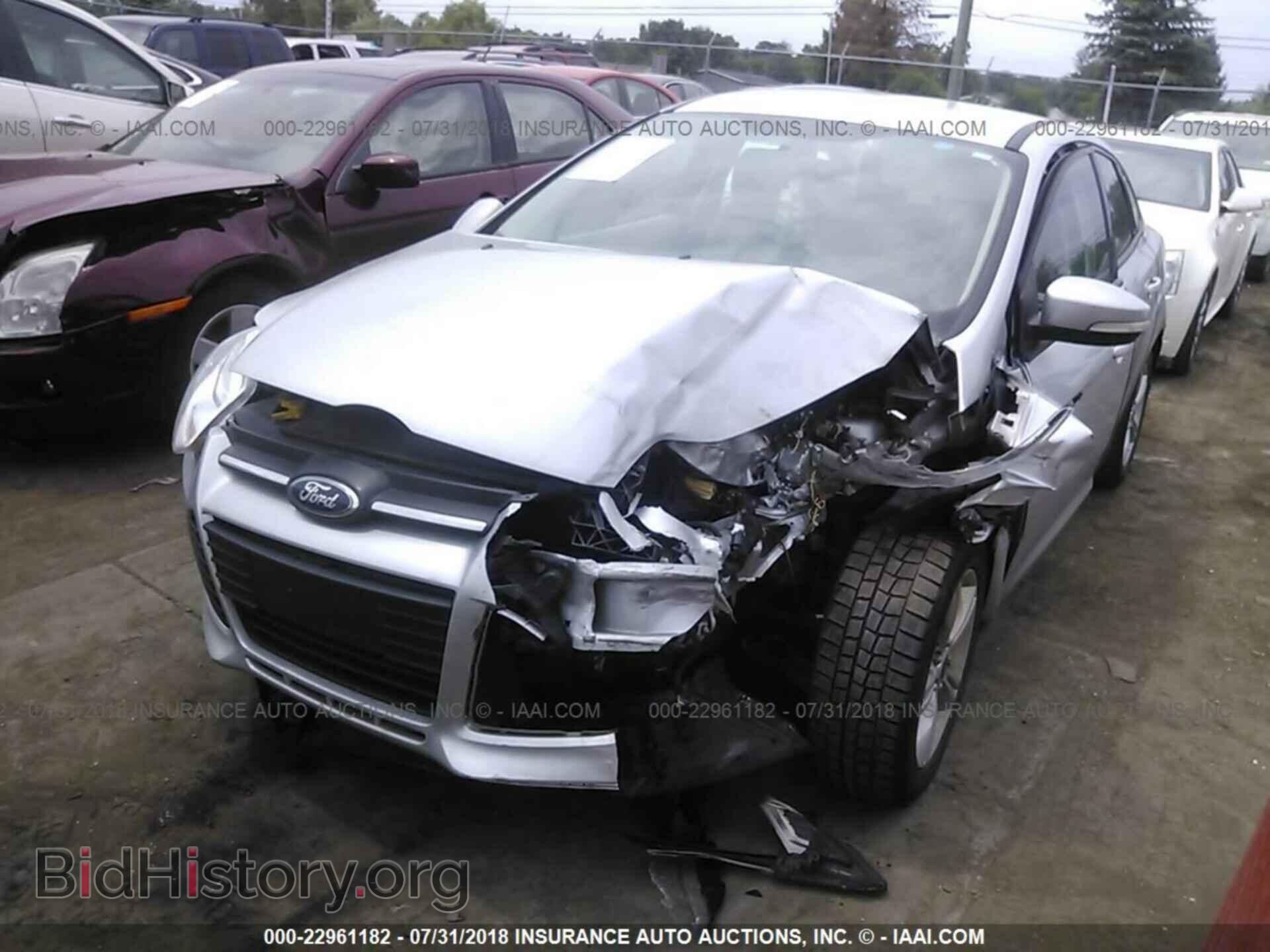 2013 Ford Focus - VIN: 1FADP3F26DL203637 - Photo 6