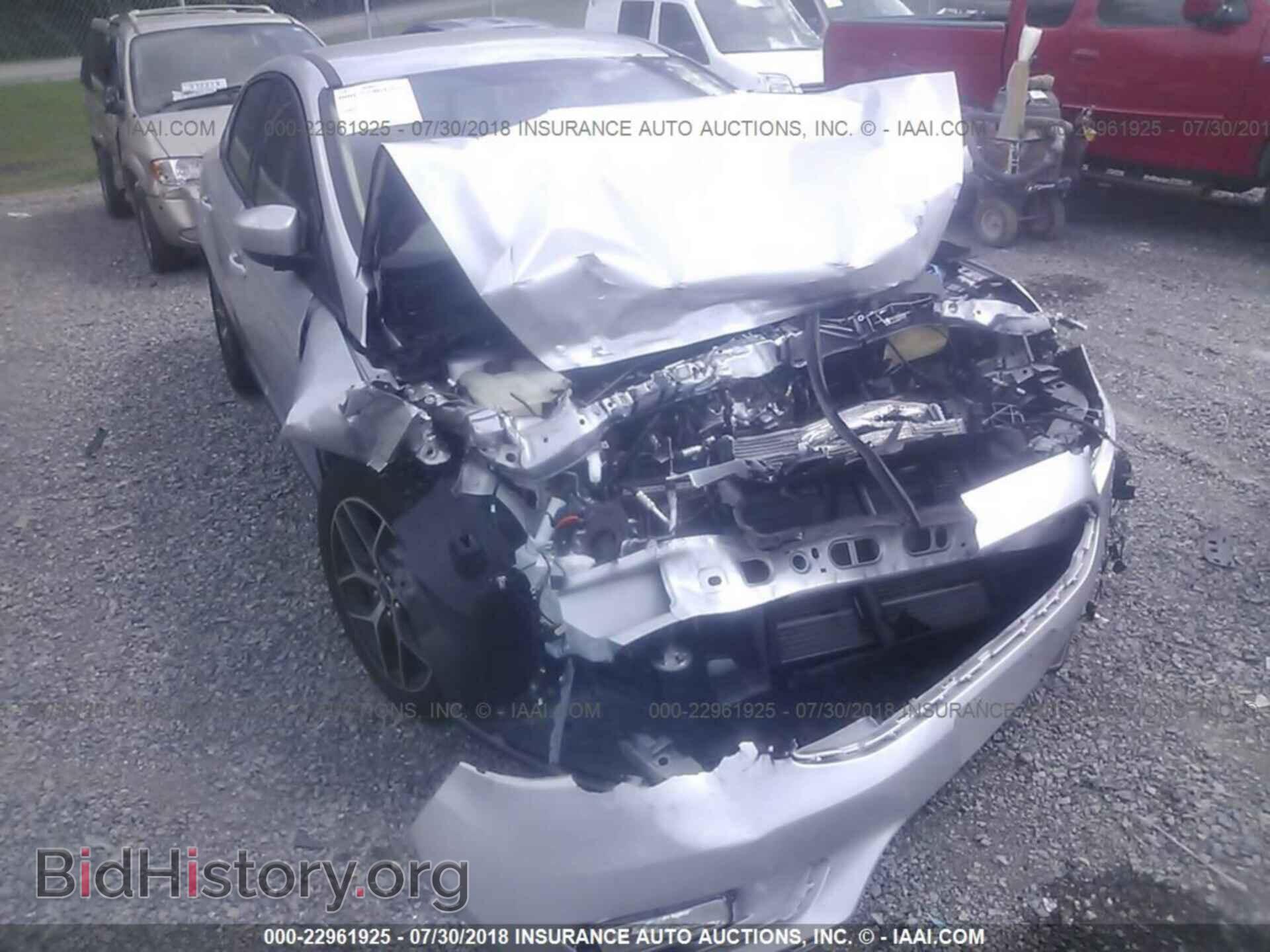 2018 Ford Focus - VIN: 1FADP3FE1JL222120 - Photo 6