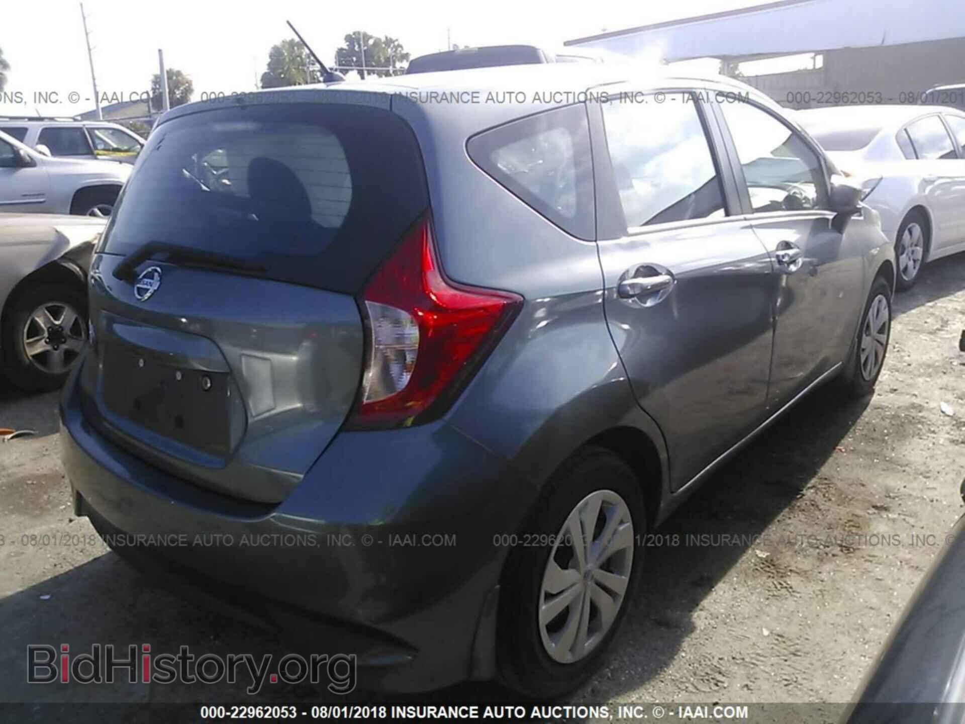 2017 Nissan Versa note - VIN: 3N1CE2CP5HL379663 - Фото 4