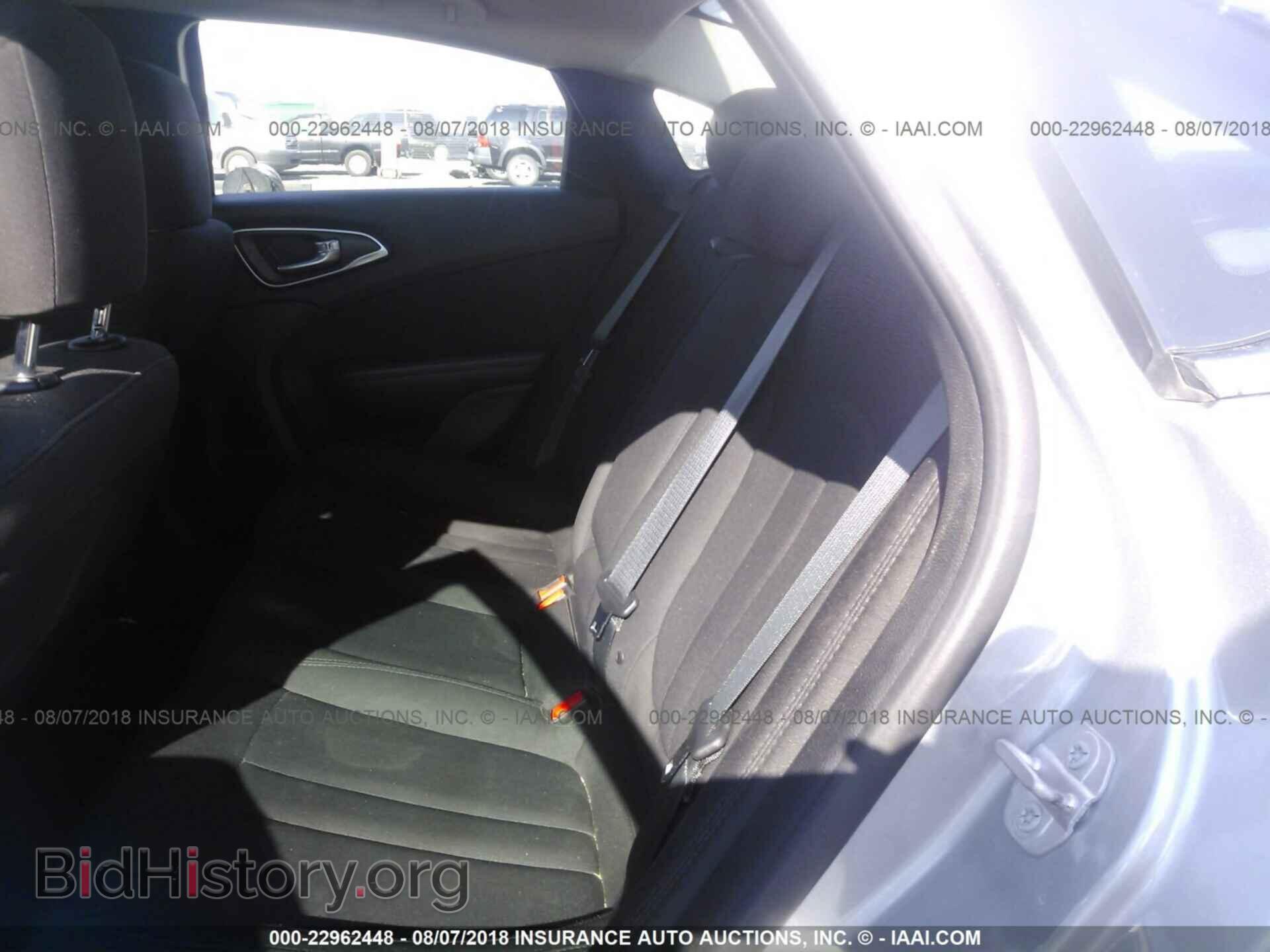 2015 Chrysler 200 - VIN: 1C3CCCFB1FN669621 - Photo 8