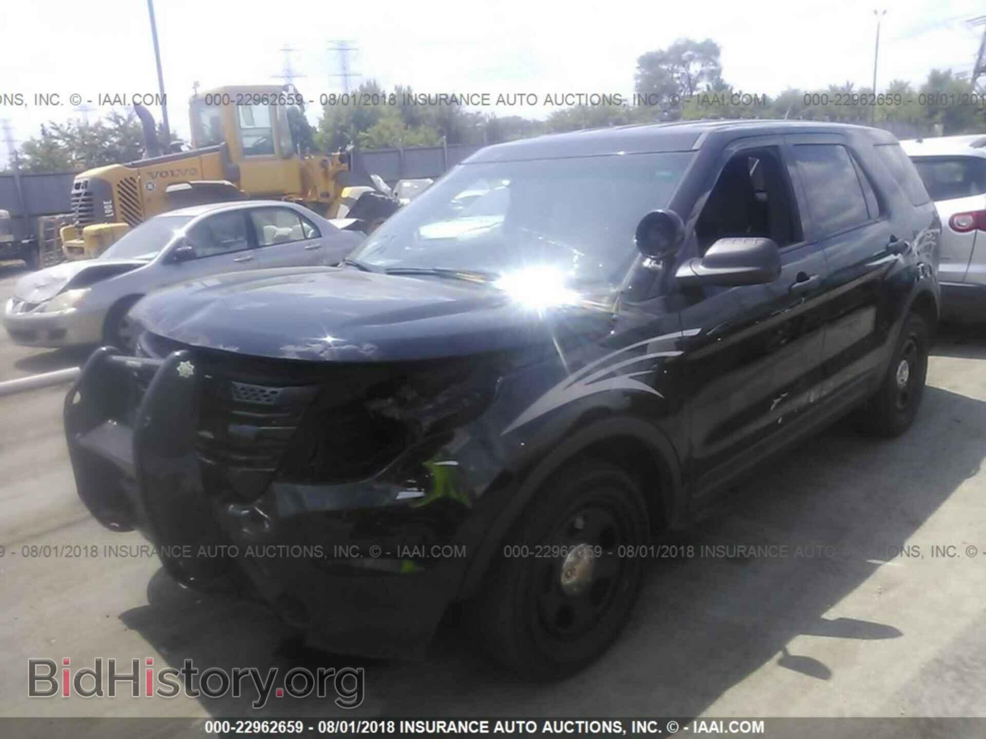 2015 Ford Explorer - VIN: 1FM5K8AR2FGA28499 - Photo 2