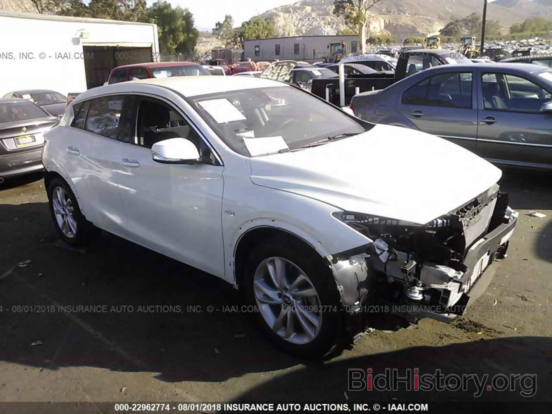 Photo SJKCH5CP4JA047973 - Infiniti Qx30 2018