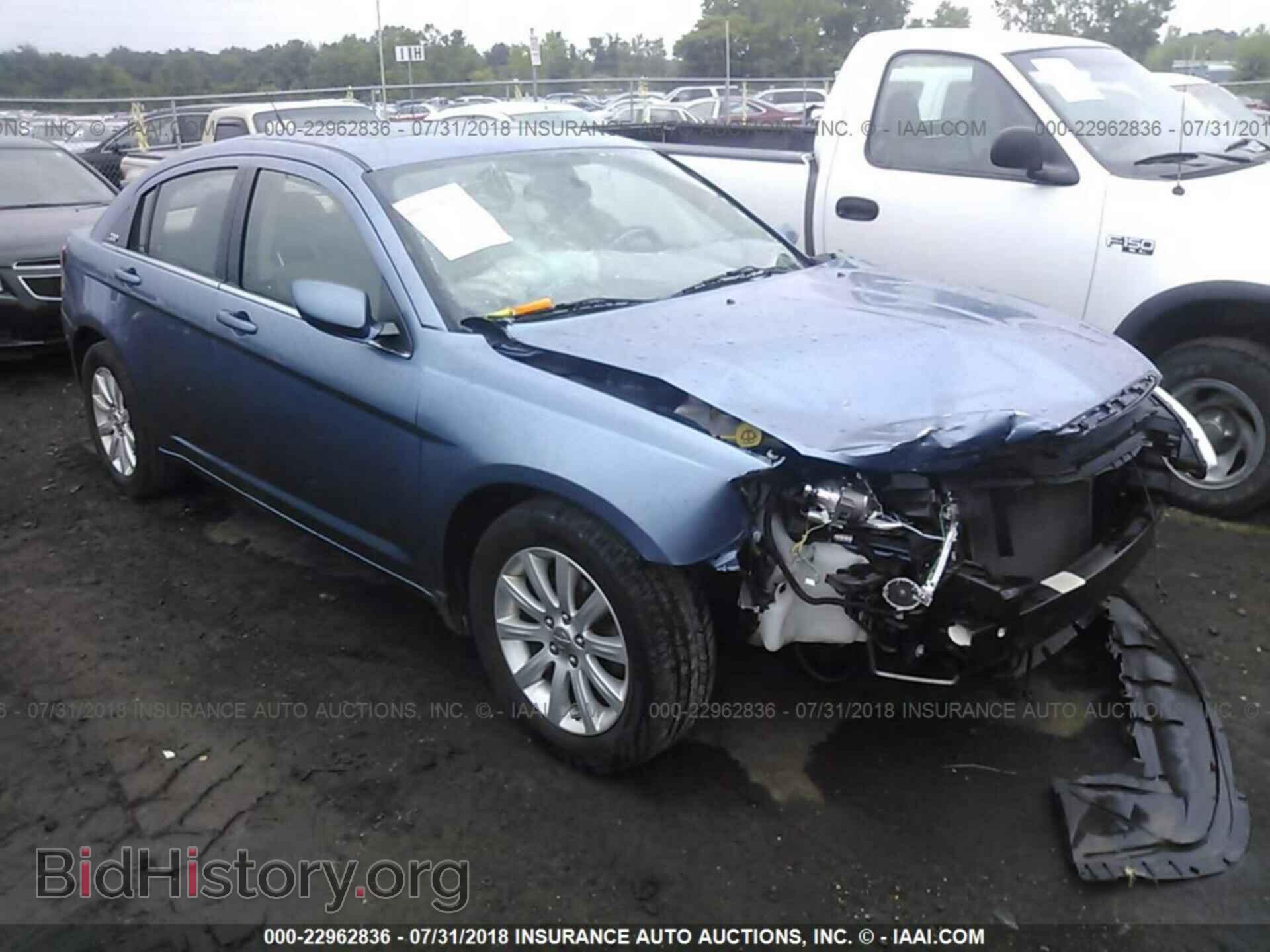 Фотография 1C3BC1FBXBN538052 - Chrysler 200 2011