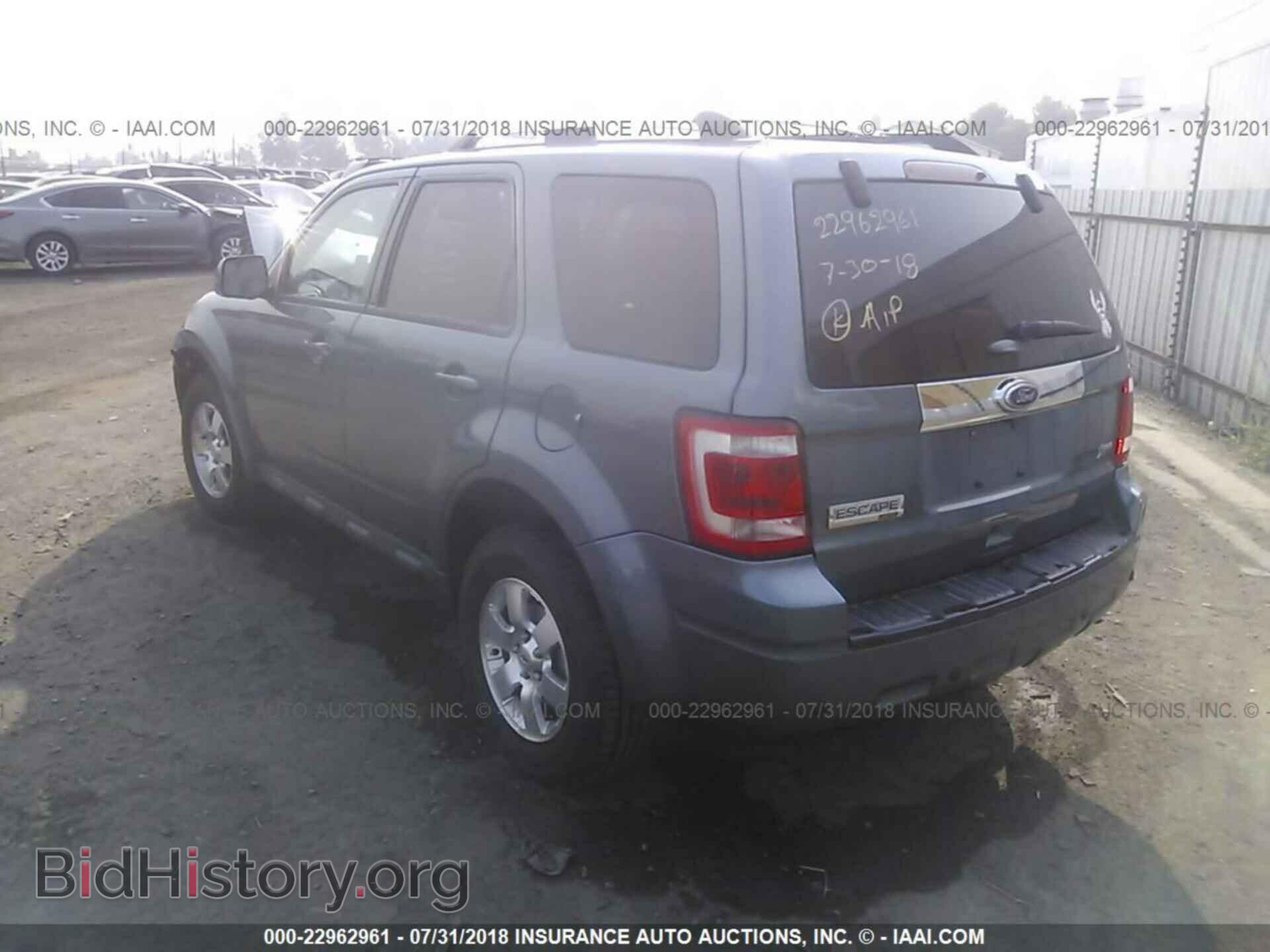 2012 Ford Escape - VIN: 1FMCU0EG4CKC68092 - Photo 3