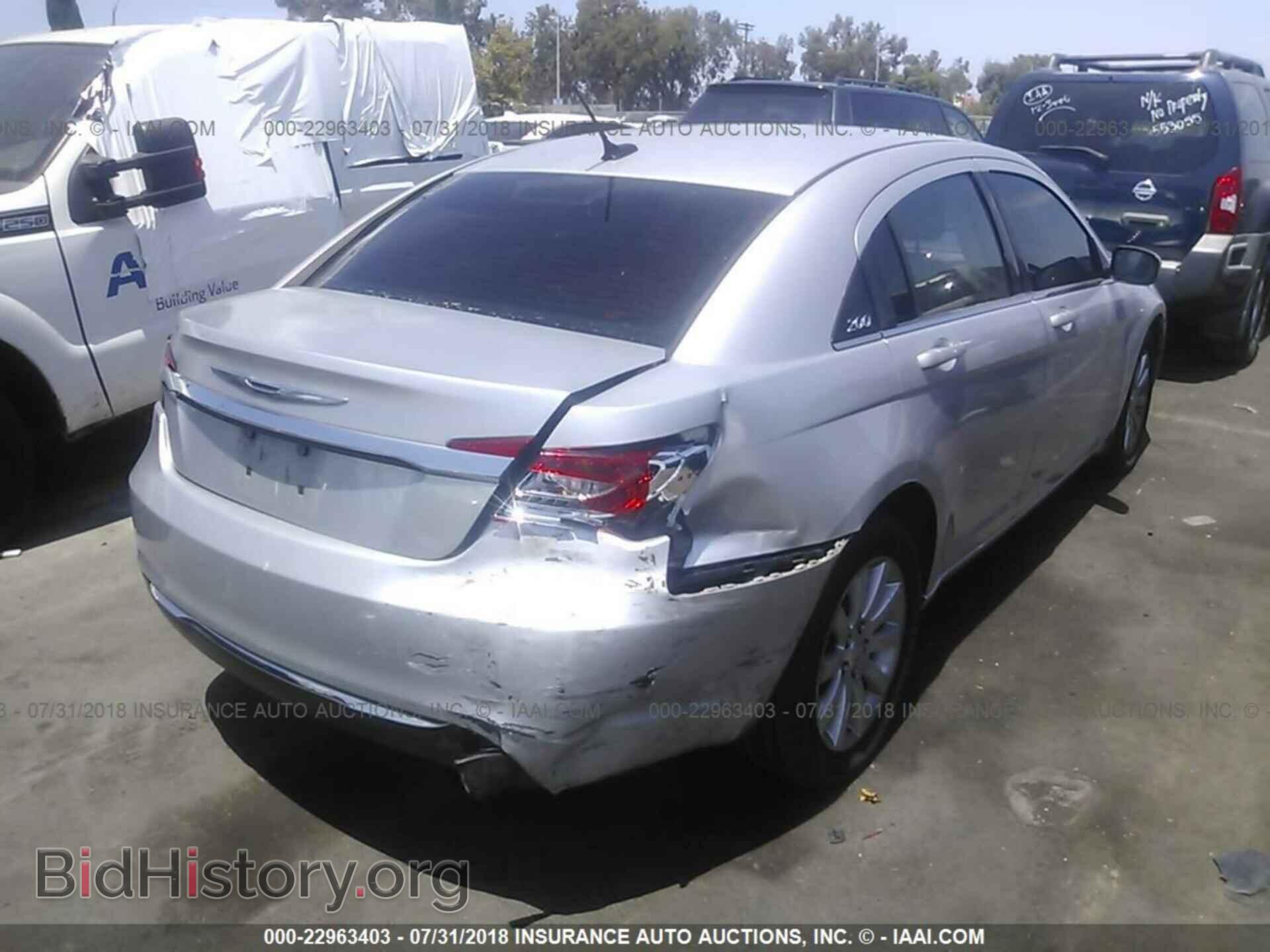 2012 Chrysler 200 - VIN: 1C3CCBBB9CN152109 - Фото 4
