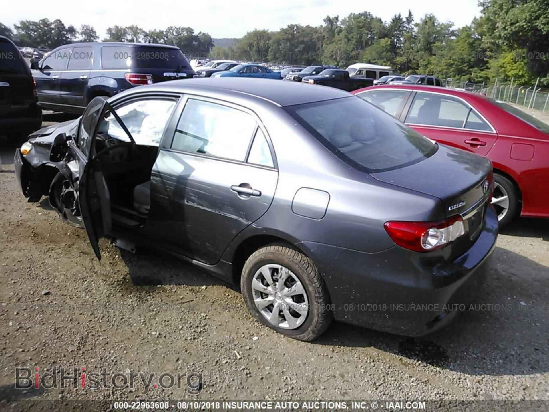 2011 Toyota Corolla - VIN: 2T1BU4EE4BC561027 - Фото 3
