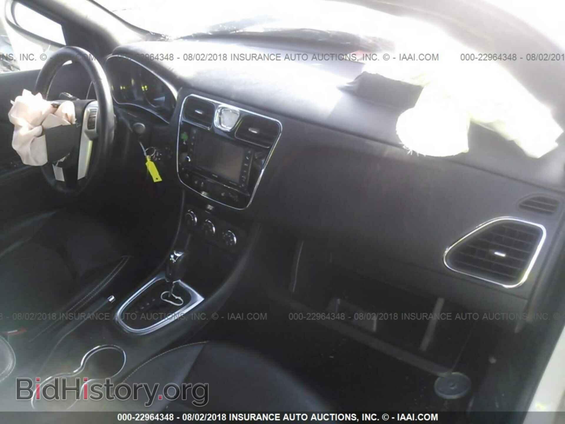 2012 Chrysler 200 - VIN: 1C3CCBHG0CN145889 - Фото 5