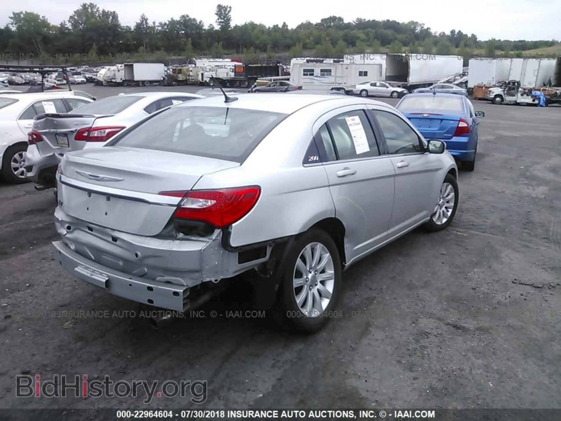 2012 Chrysler 200 - VIN: 1C3CCBBB8CN142896 - Фото 4