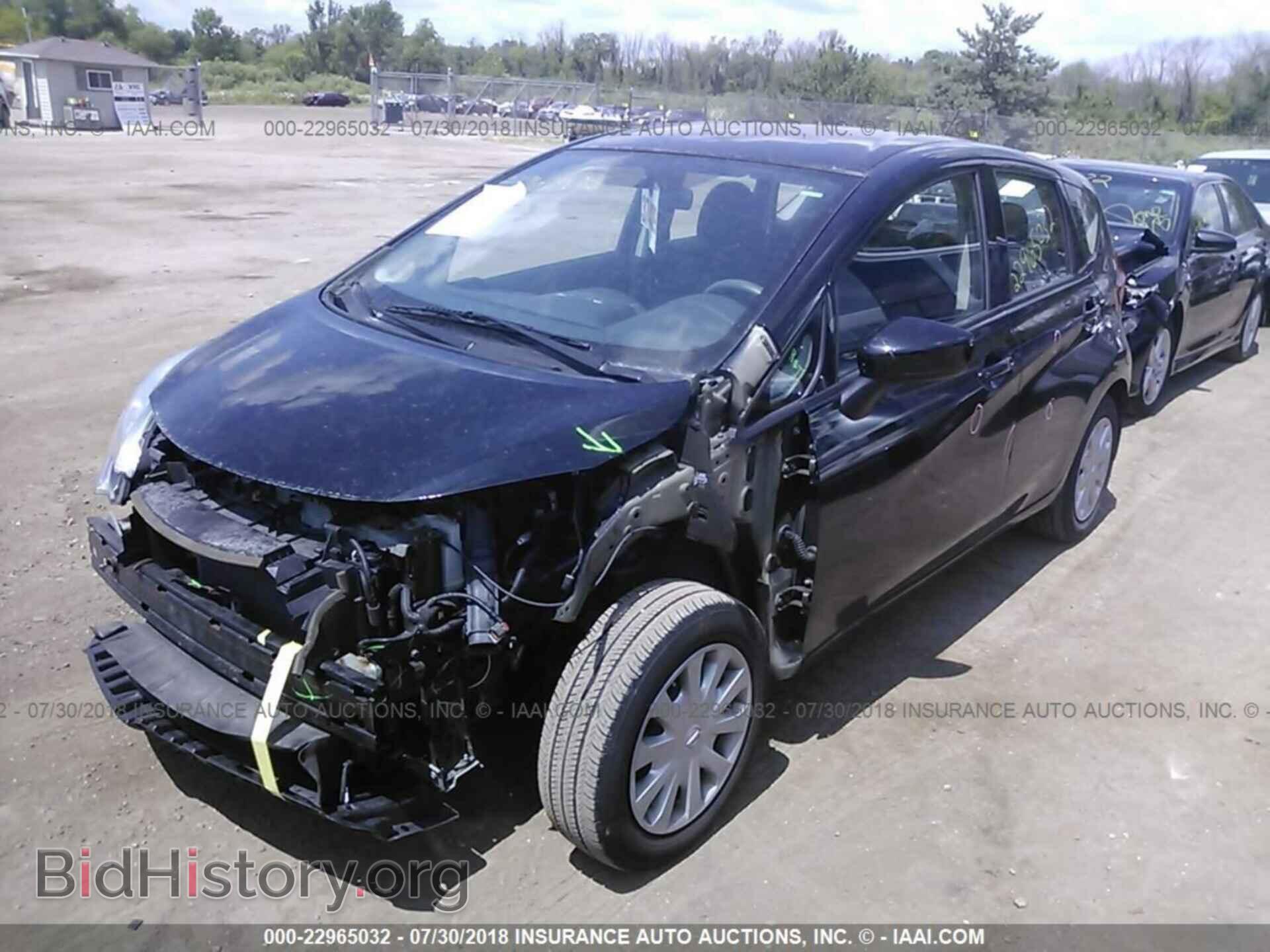 2015 Nissan Versa note - VIN: 3N1CE2CP7FL371626 - Фото 2