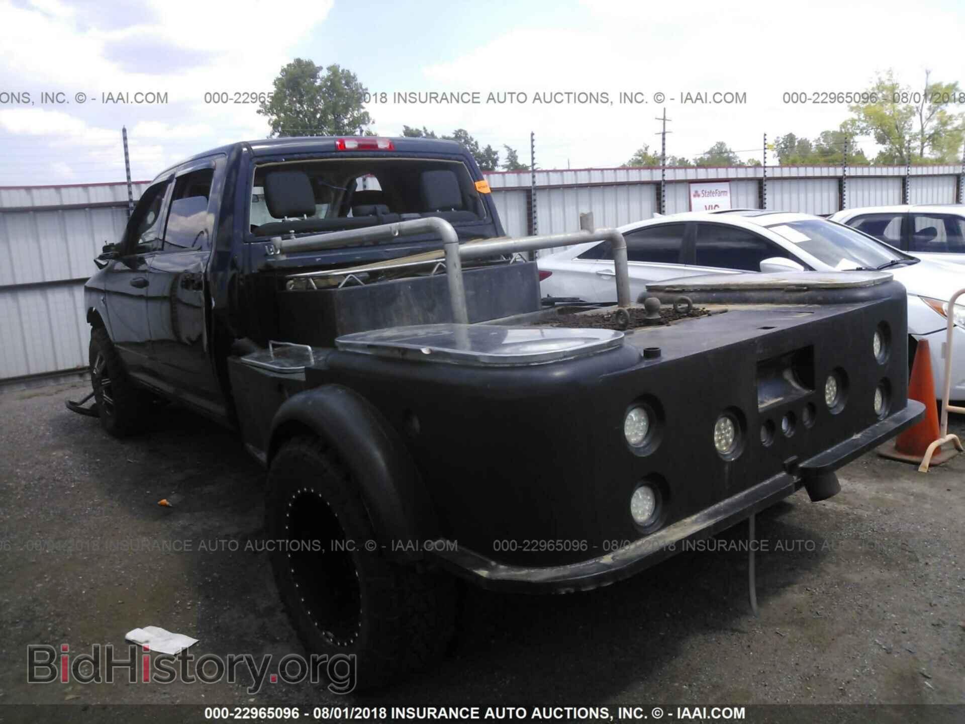 2012 Dodge Ram 3500 - VIN: 3C63DRGLXCG340835 - Фото 3