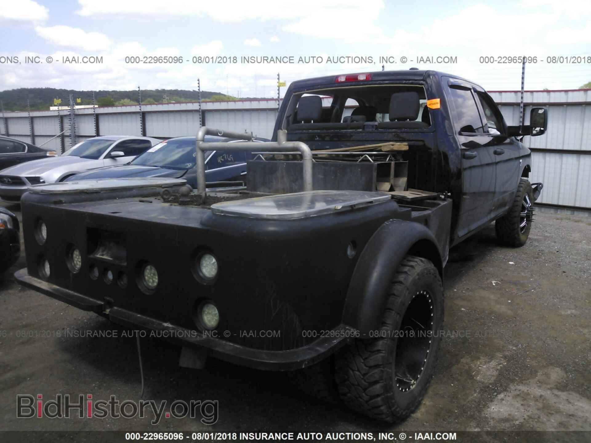 2012 Dodge Ram 3500 - VIN: 3C63DRGLXCG340835 - Фото 4