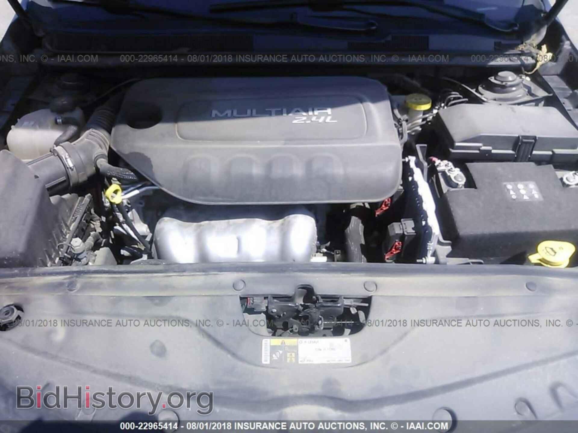 2015 Chrysler 200 - VIN: 1C3CCCCB8FN603135 - Photo 10