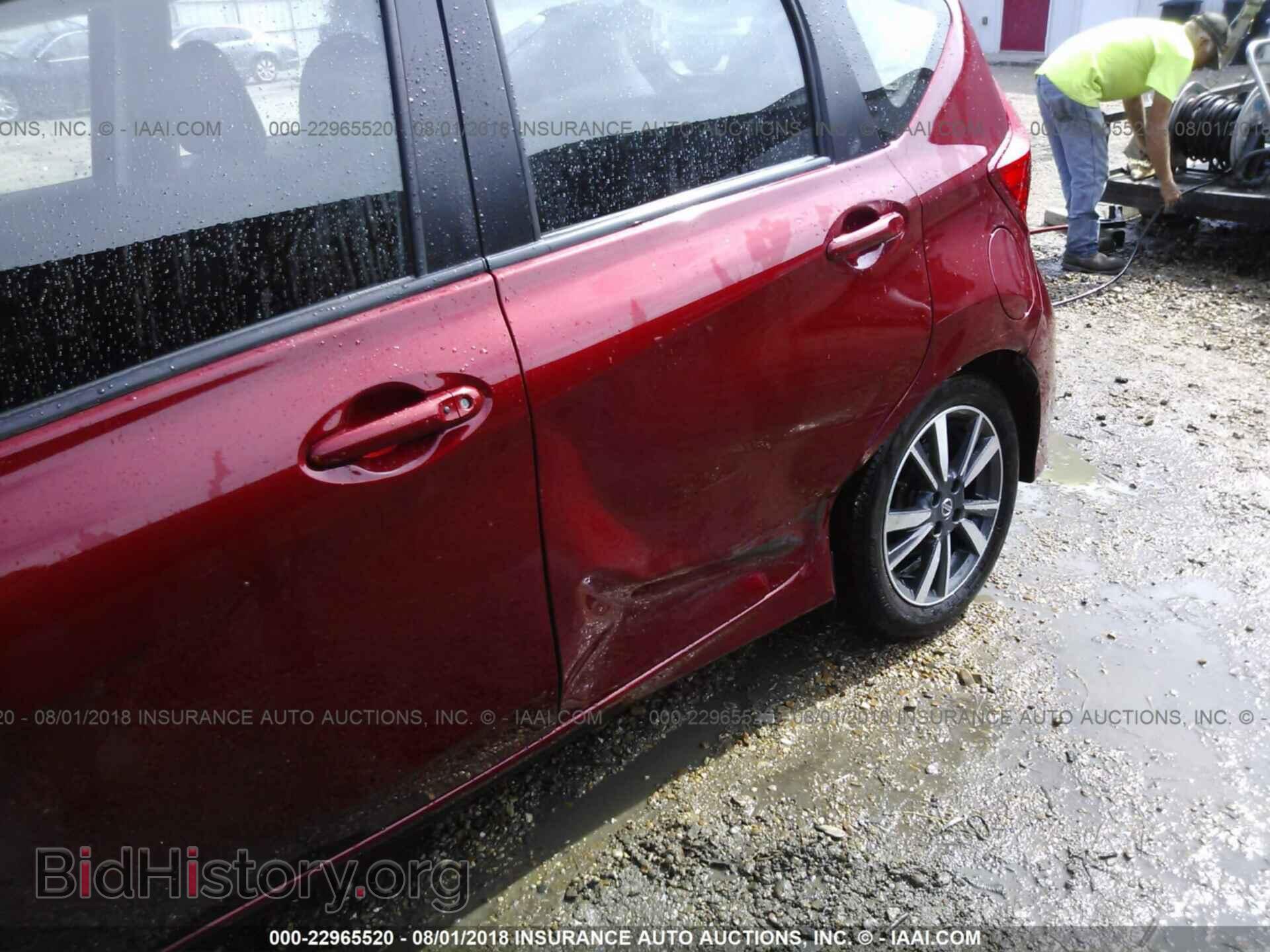 2017 Nissan Versa note - VIN: 3N1CE2CP2HL369138 - Photo 6