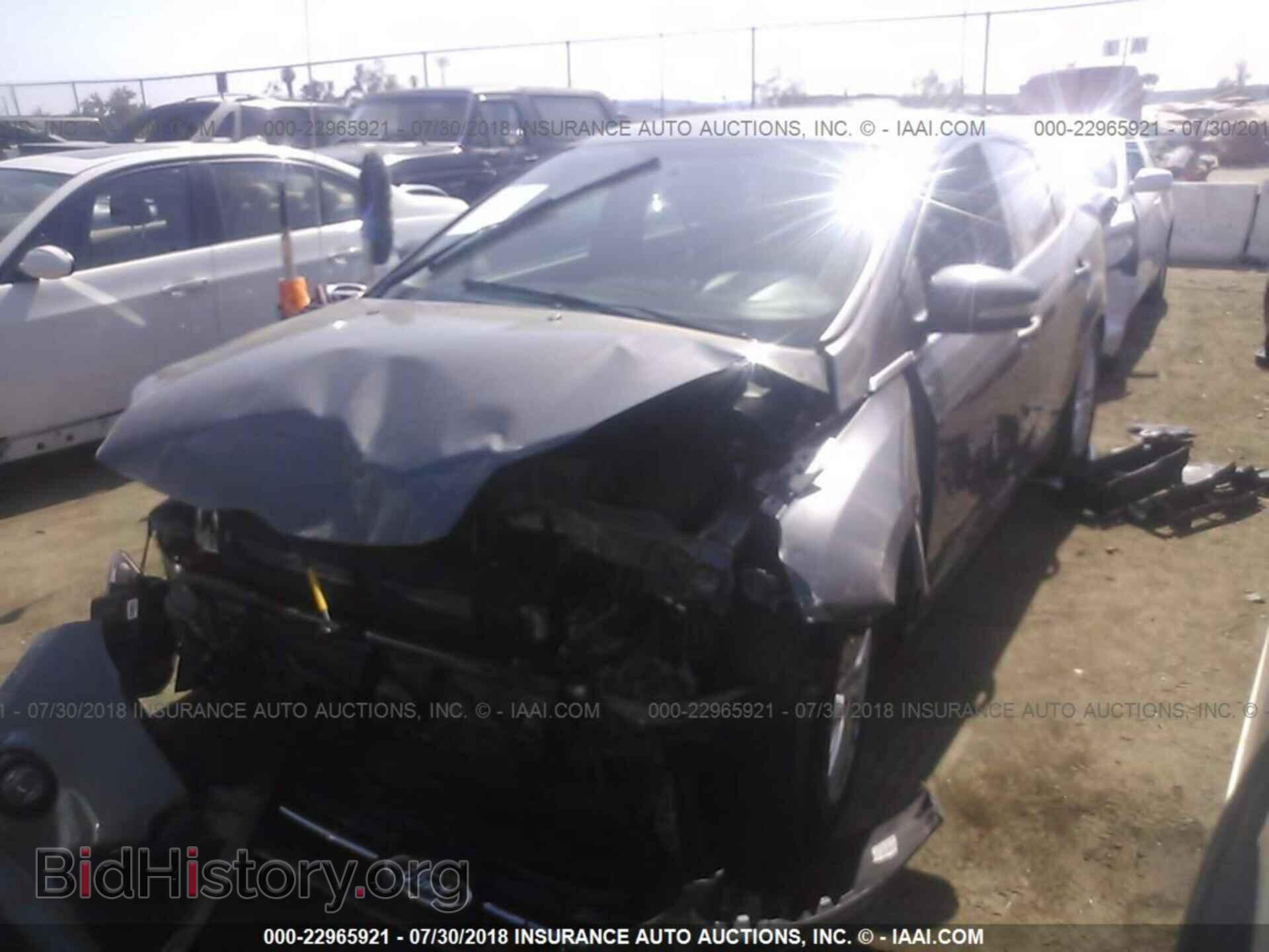 2014 Ford Focus - VIN: 1FADP3J2XEL176547 - Photo 2