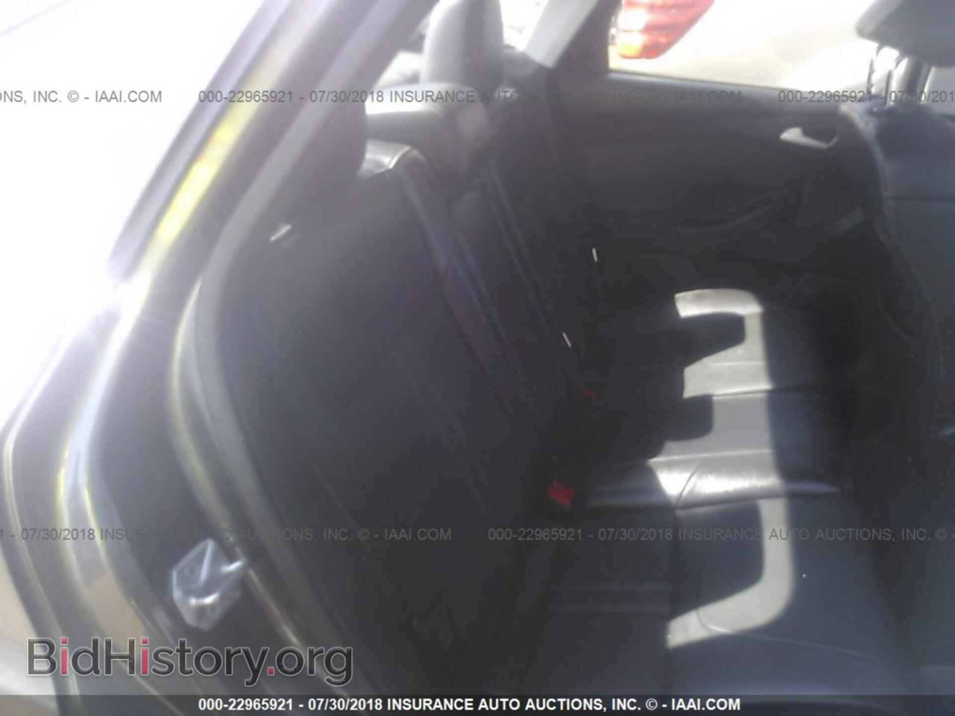 2014 Ford Focus - VIN: 1FADP3J2XEL176547 - Photo 8