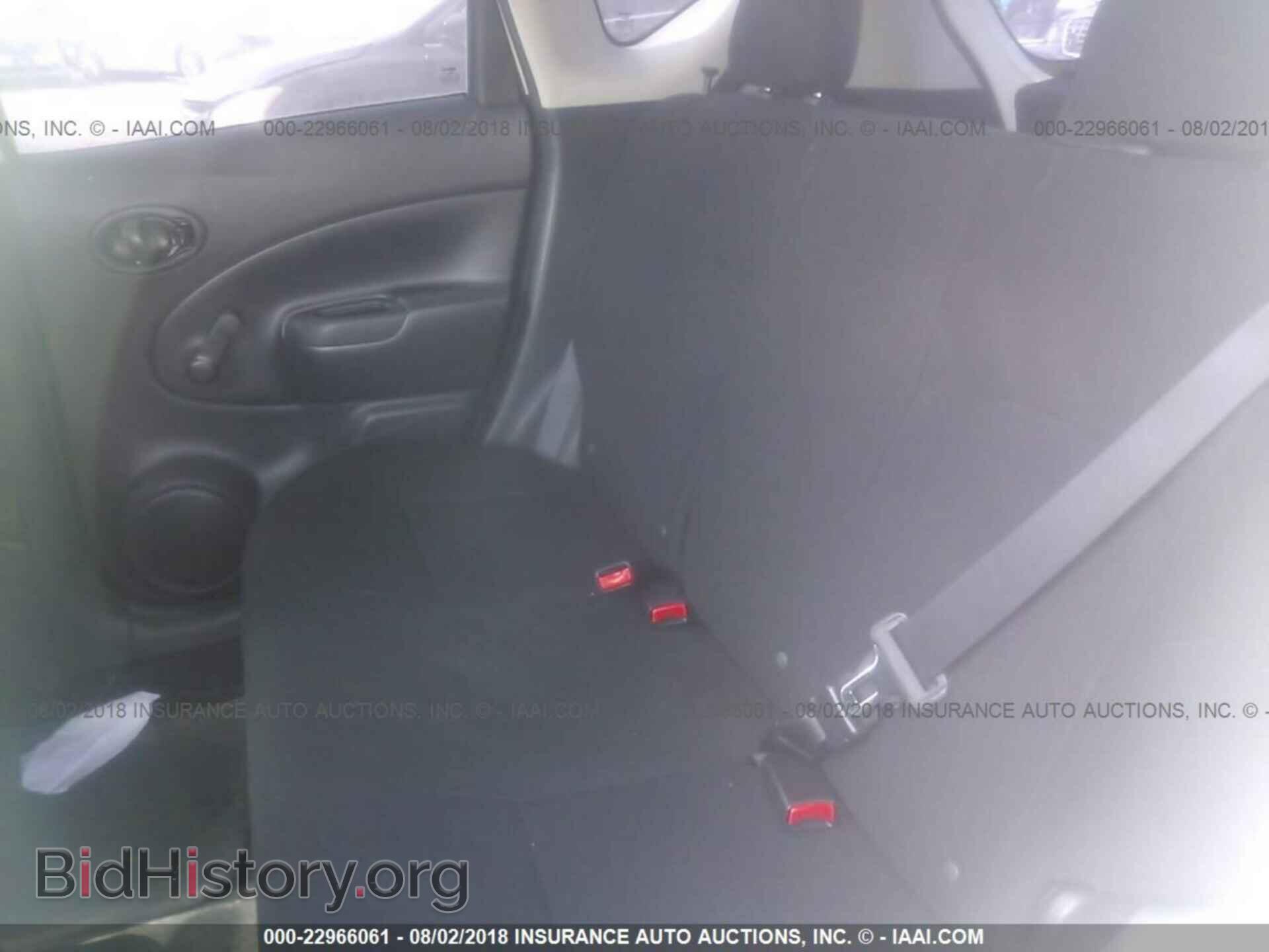 2014 Nissan Versa note - VIN: 3N1CE2CP3EL384274 - Photo 8