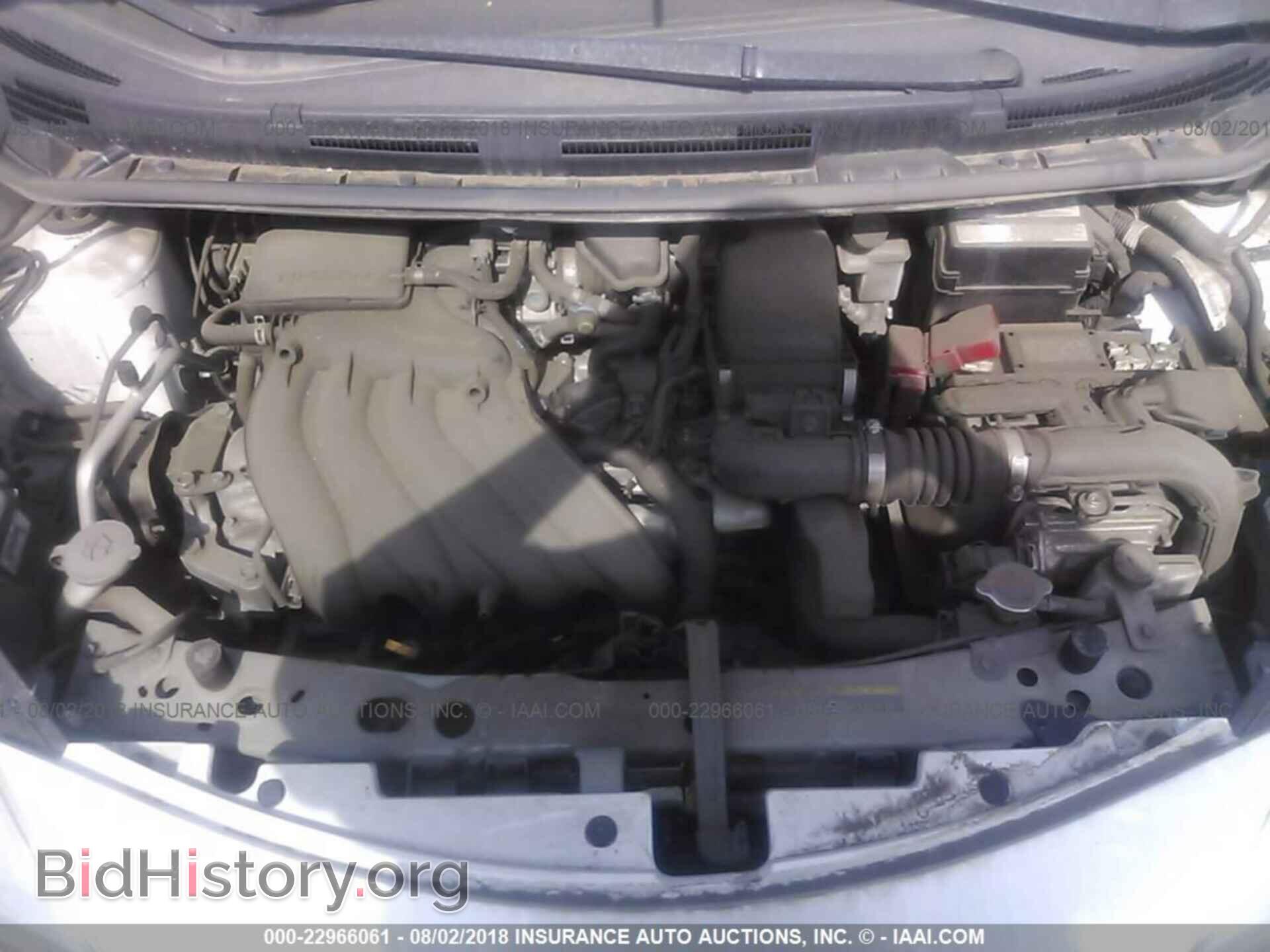 2014 Nissan Versa note - VIN: 3N1CE2CP3EL384274 - Photo 10