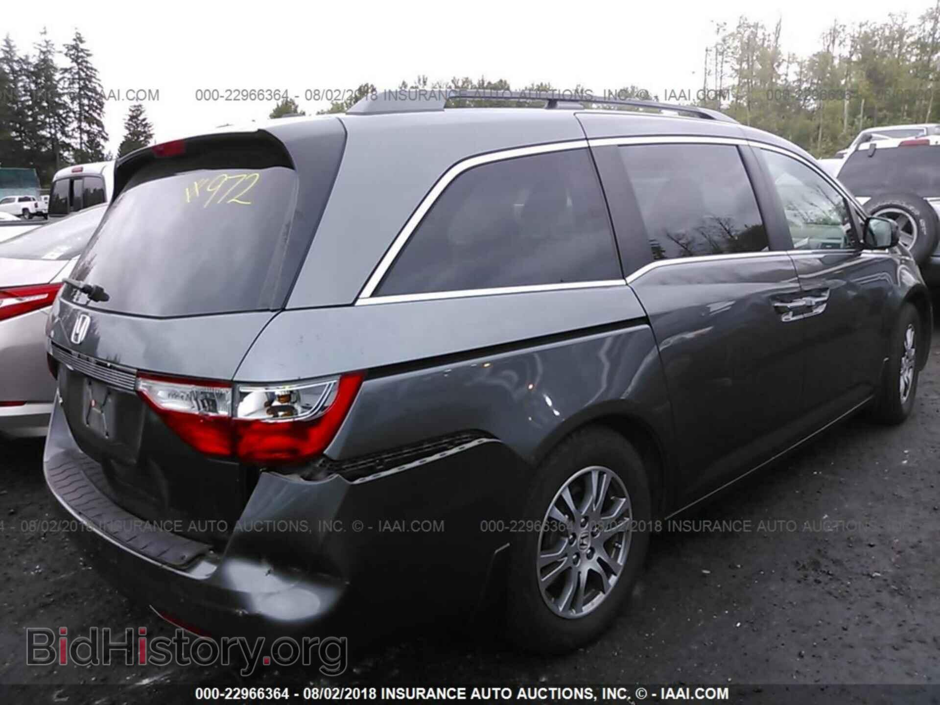 2013 Honda Odyssey - VIN: 5FNRL5H68DB043139 - Фото 4