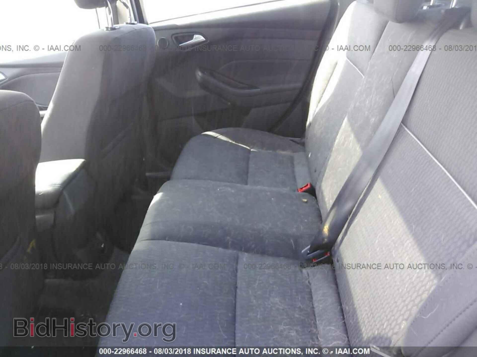 2012 Ford Focus - VIN: 1FAHP3M24CL158040 - Photo 8