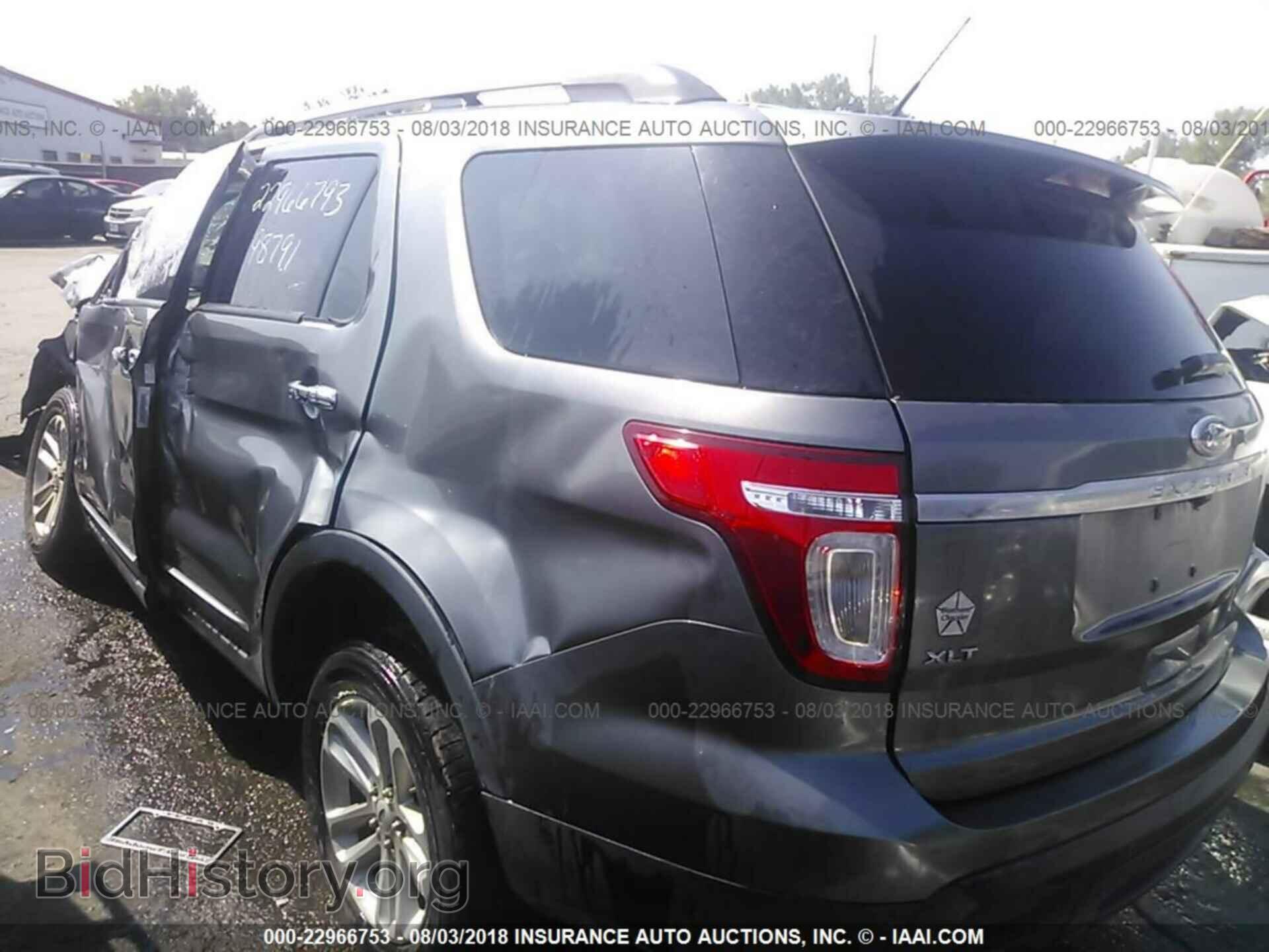 2012 Ford Explorer - VIN: 1FMHK8D81CGA20695 - Фото 3