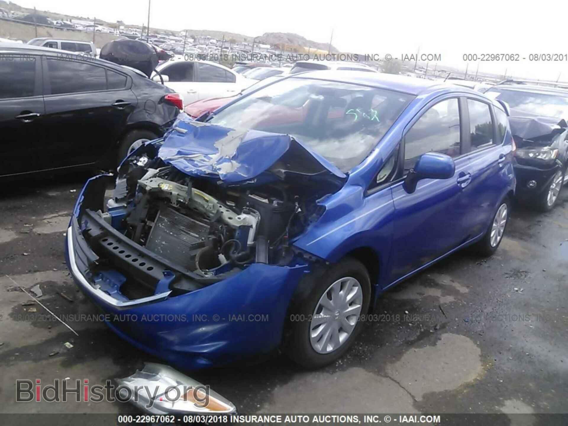 2014 Nissan Versa note - VIN: 3N1CE2CP1EL425579 - Photo 2