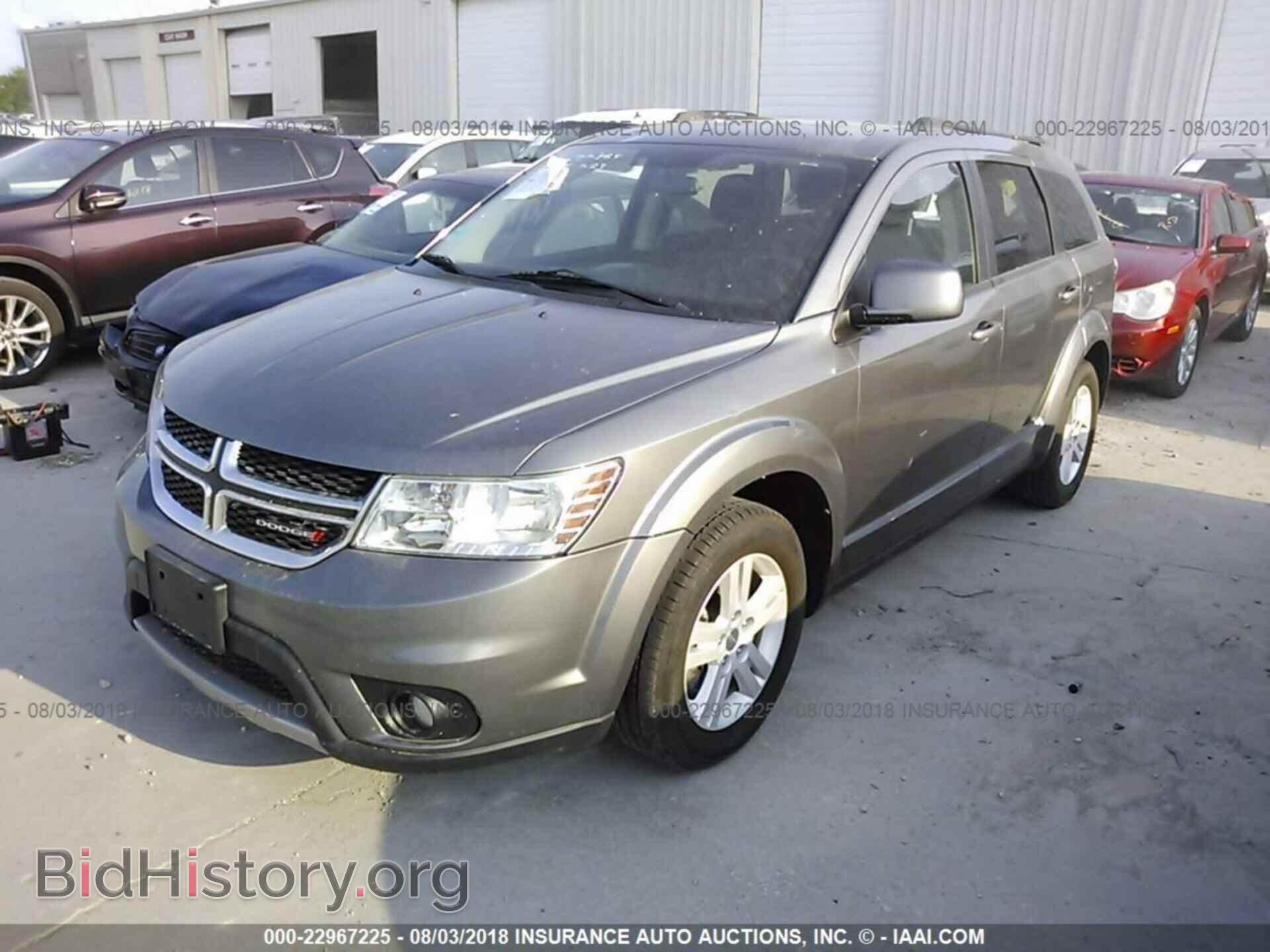 2012 Dodge Journey - VIN: 3C4PDCBB1CT331292 - Фото 2