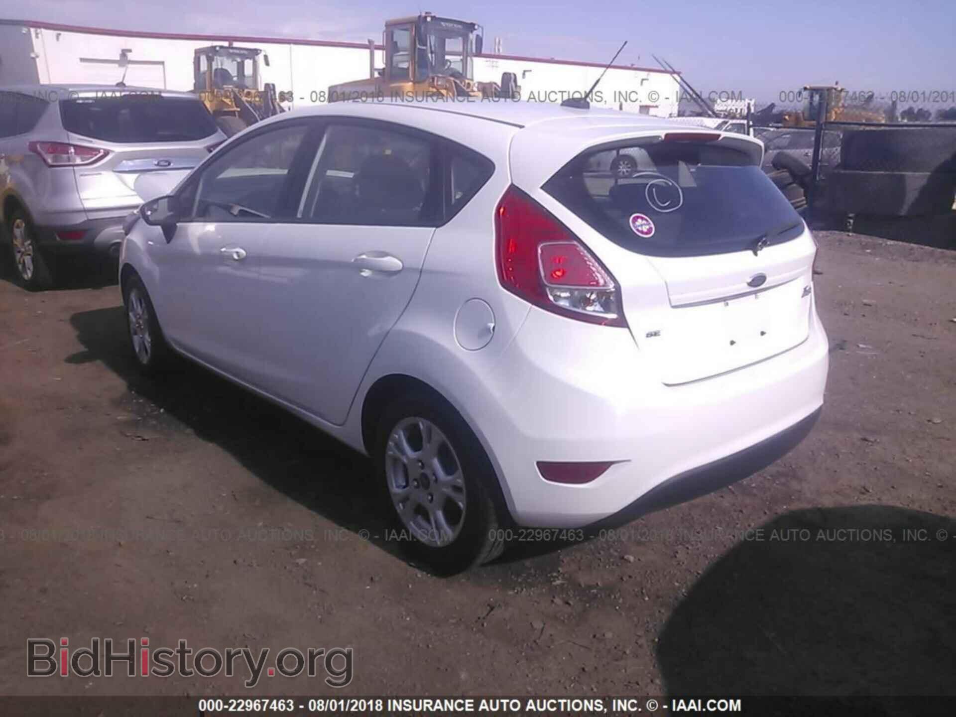 2014 Ford Fiesta - VIN: 3FADP4EJ5EM163579 - Фото 3