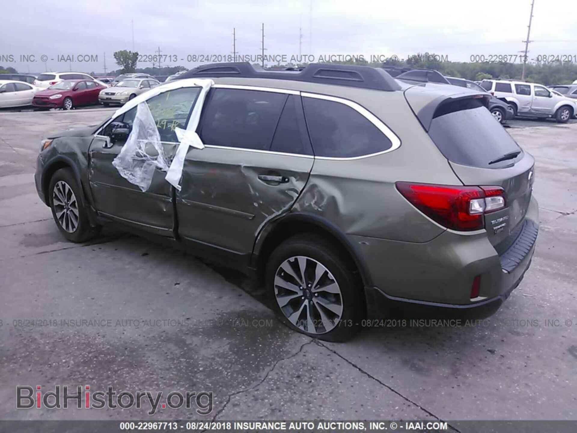 2017 Subaru Outback - VIN: 4S4BSANC5H3226701 - Фото 3