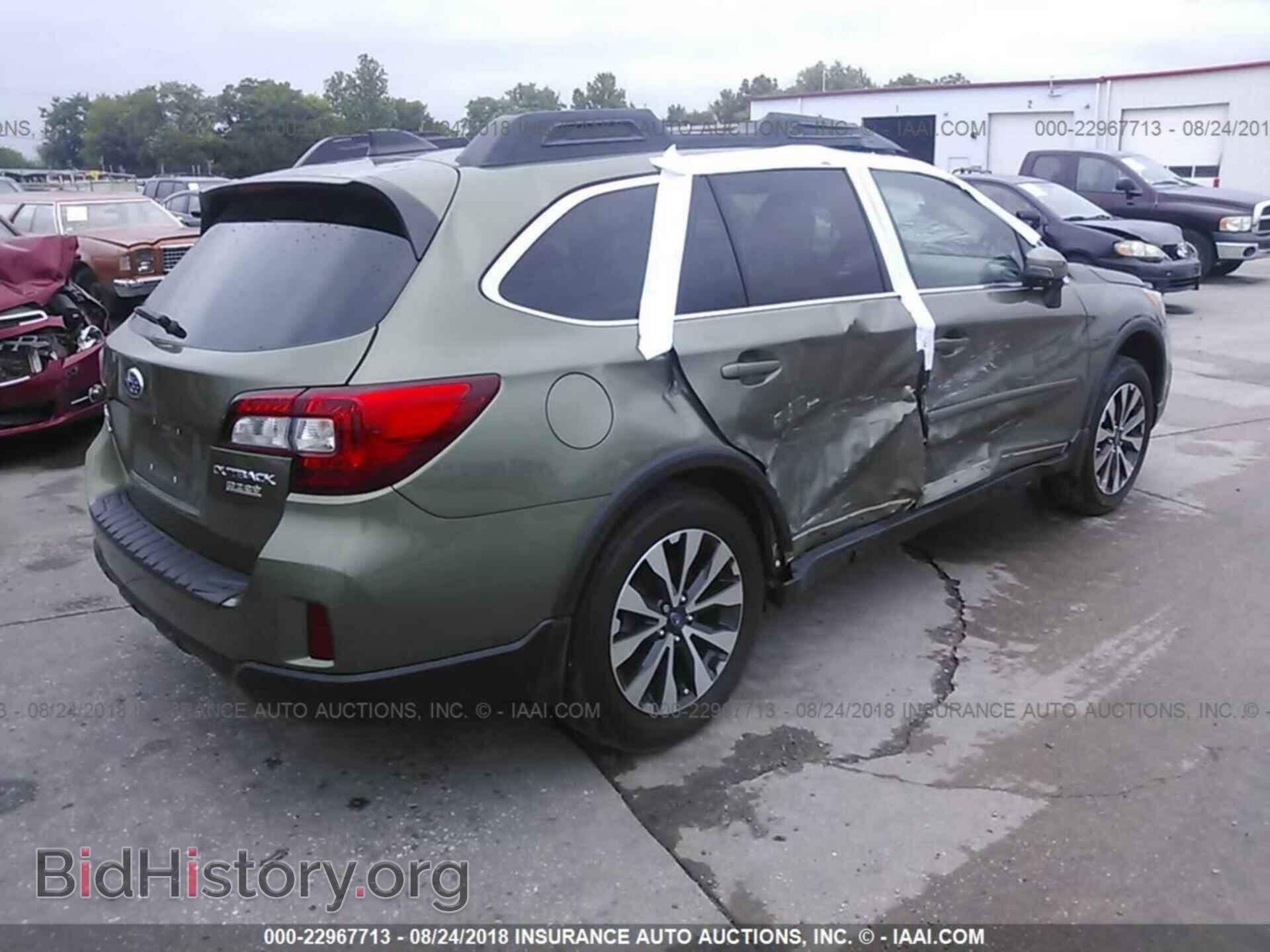 2017 Subaru Outback - VIN: 4S4BSANC5H3226701 - Фото 4