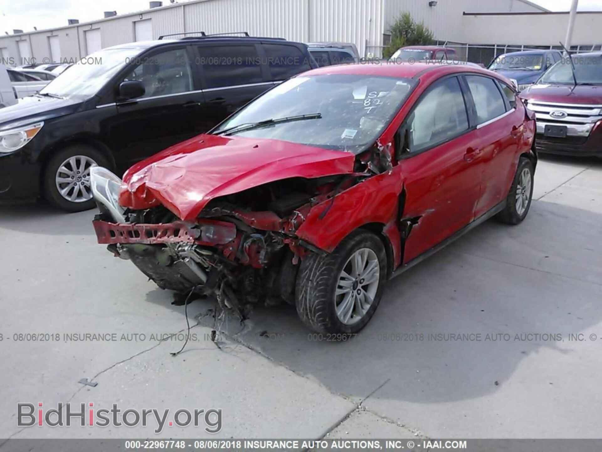 2012 Ford Focus - VIN: 1FAHP3M20CL317071 - Photo 2