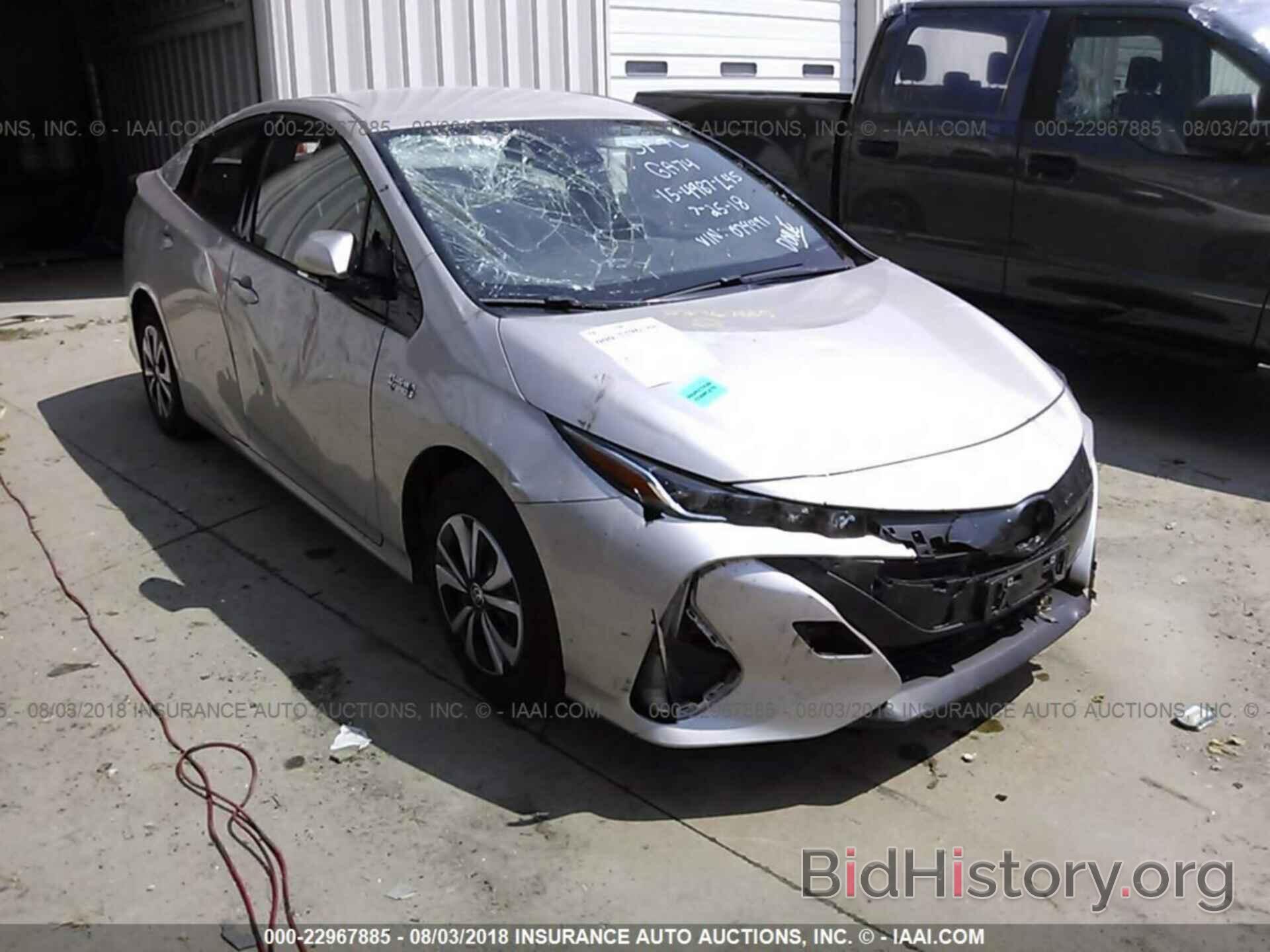 Photo JTDKARFP8J3074491 - Toyota Prius 2018