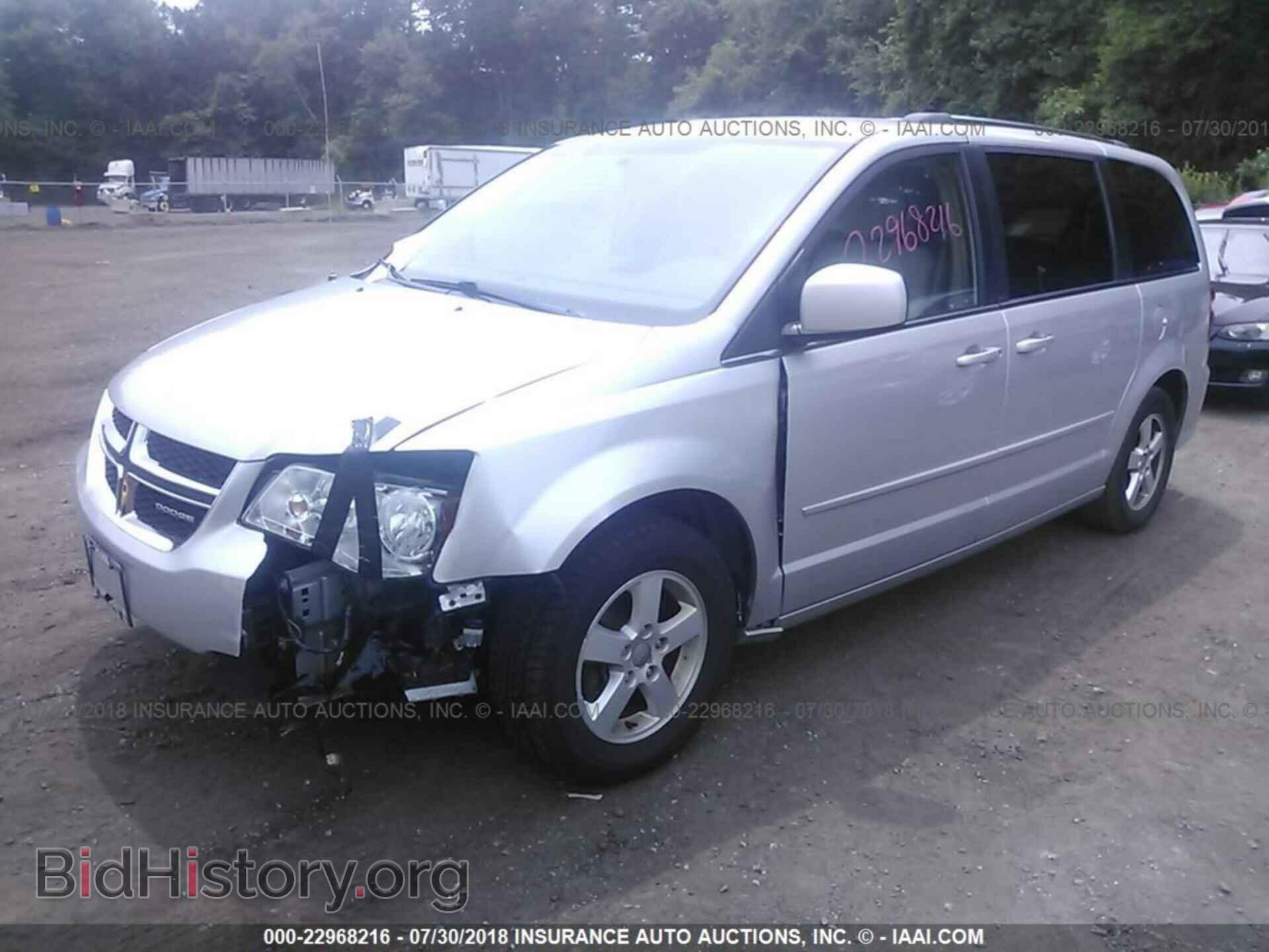 2011 Dodge Grand caravan - VIN: 2D4RN5DG1BR741377 - Фото 2