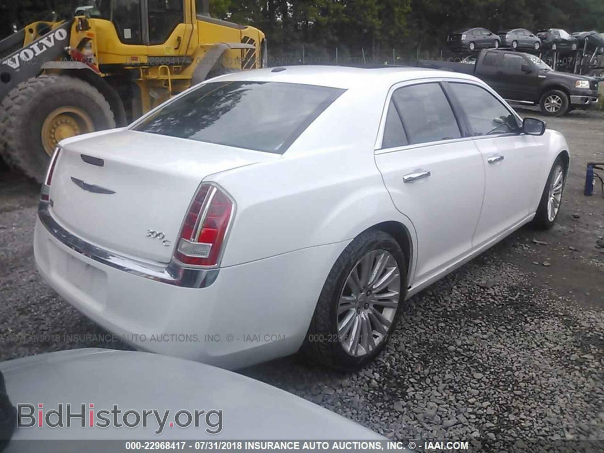 2011 Chrysler 300c - VIN: 2C3CA6CT0BH537439 - Фото 4