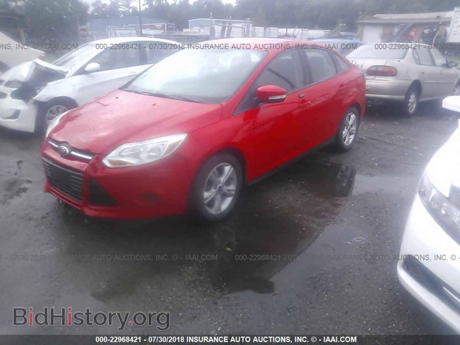 2014 Ford Focus - VIN: 1FADP3F25EL360562 - Photo 2