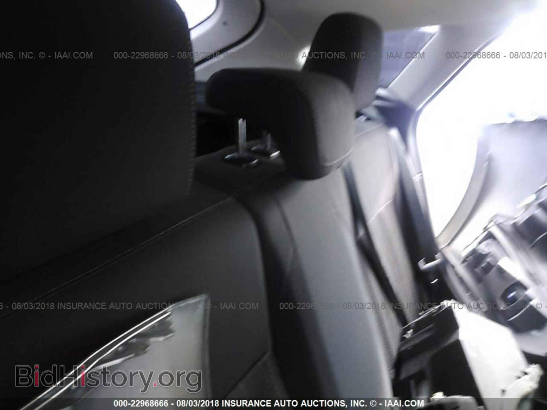 2015 Ford Focus - VIN: 1FADP3K23FL214104 - Photo 8