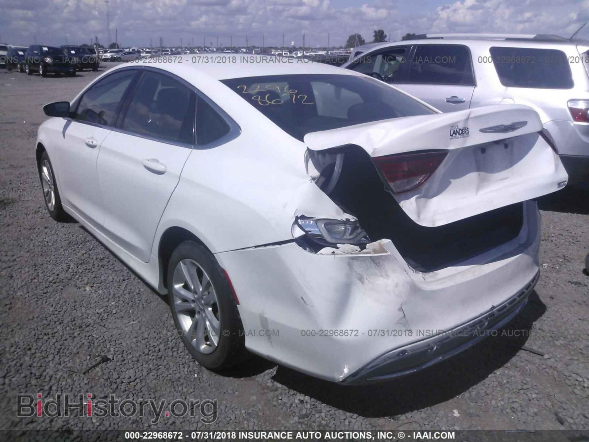 2016 Chrysler 200 - VIN: 1C3CCCAB7GN141879 - Photo 3